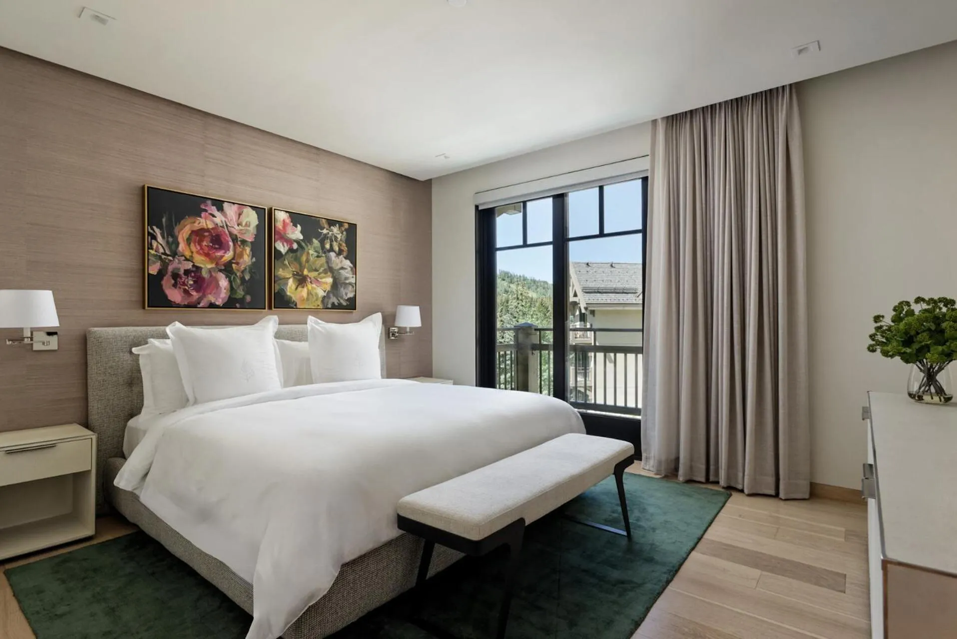 Bed in Four Seasons Resort Vail