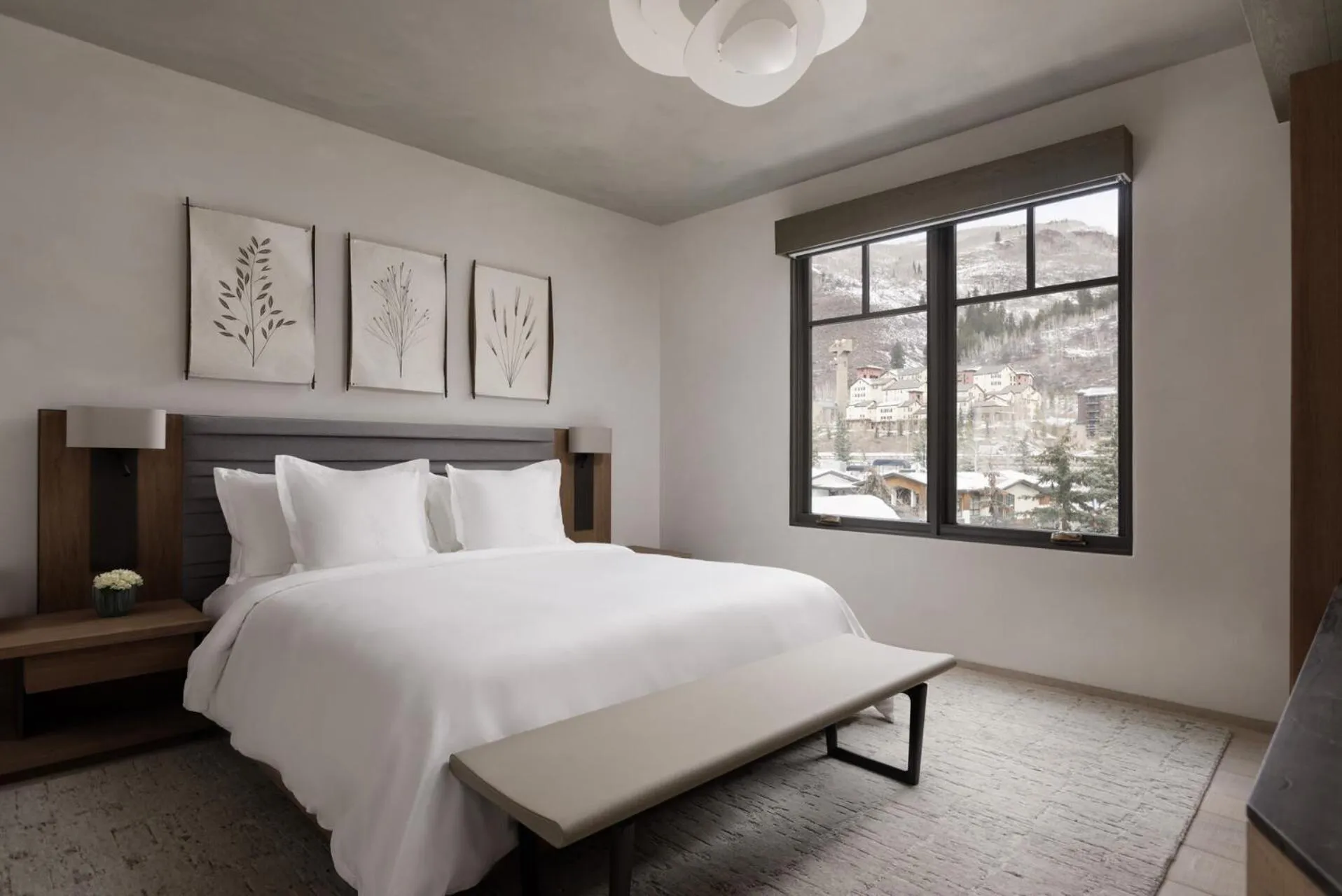 Bed in Four Seasons Resort Vail
