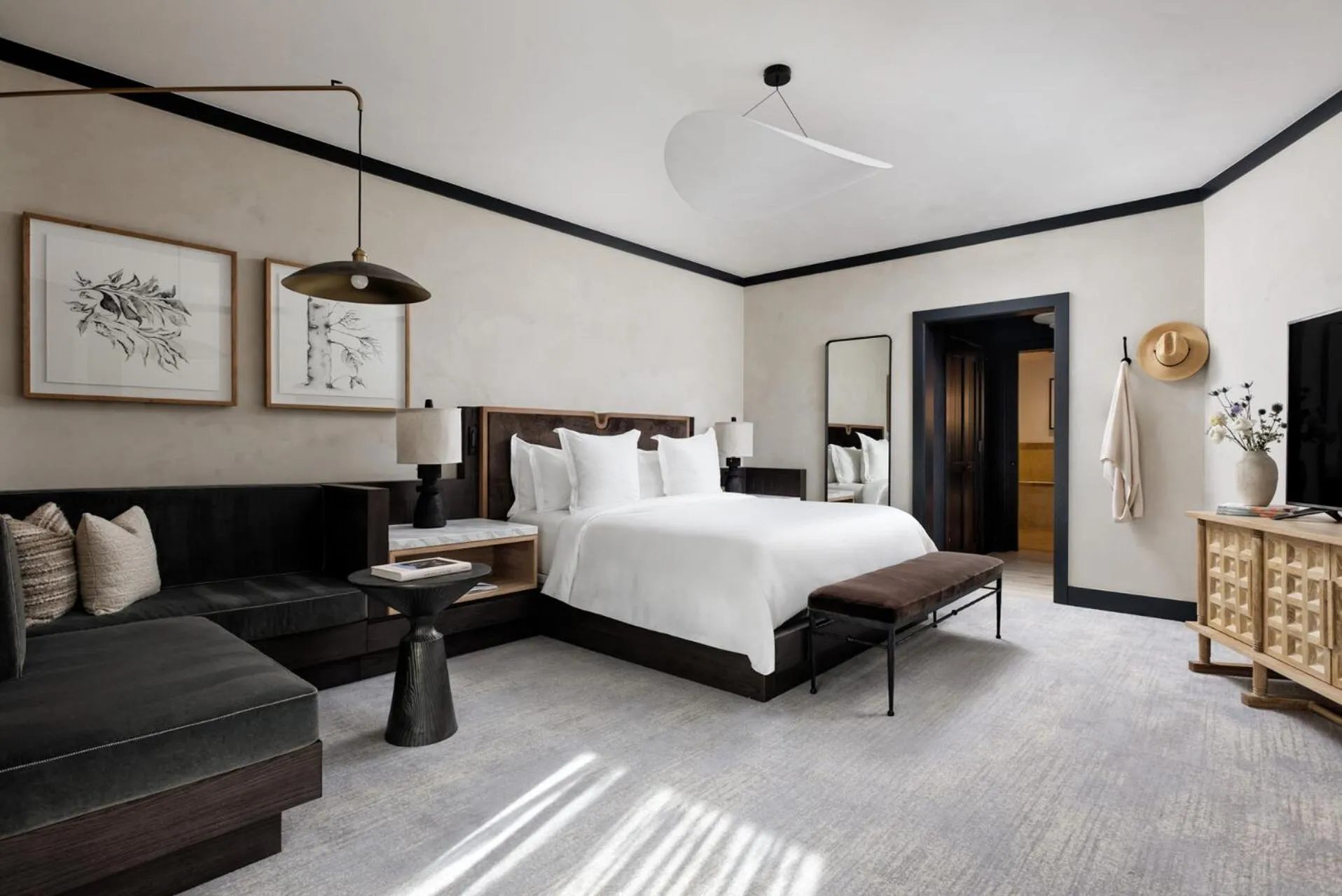 Bed in Four Seasons Resort Vail