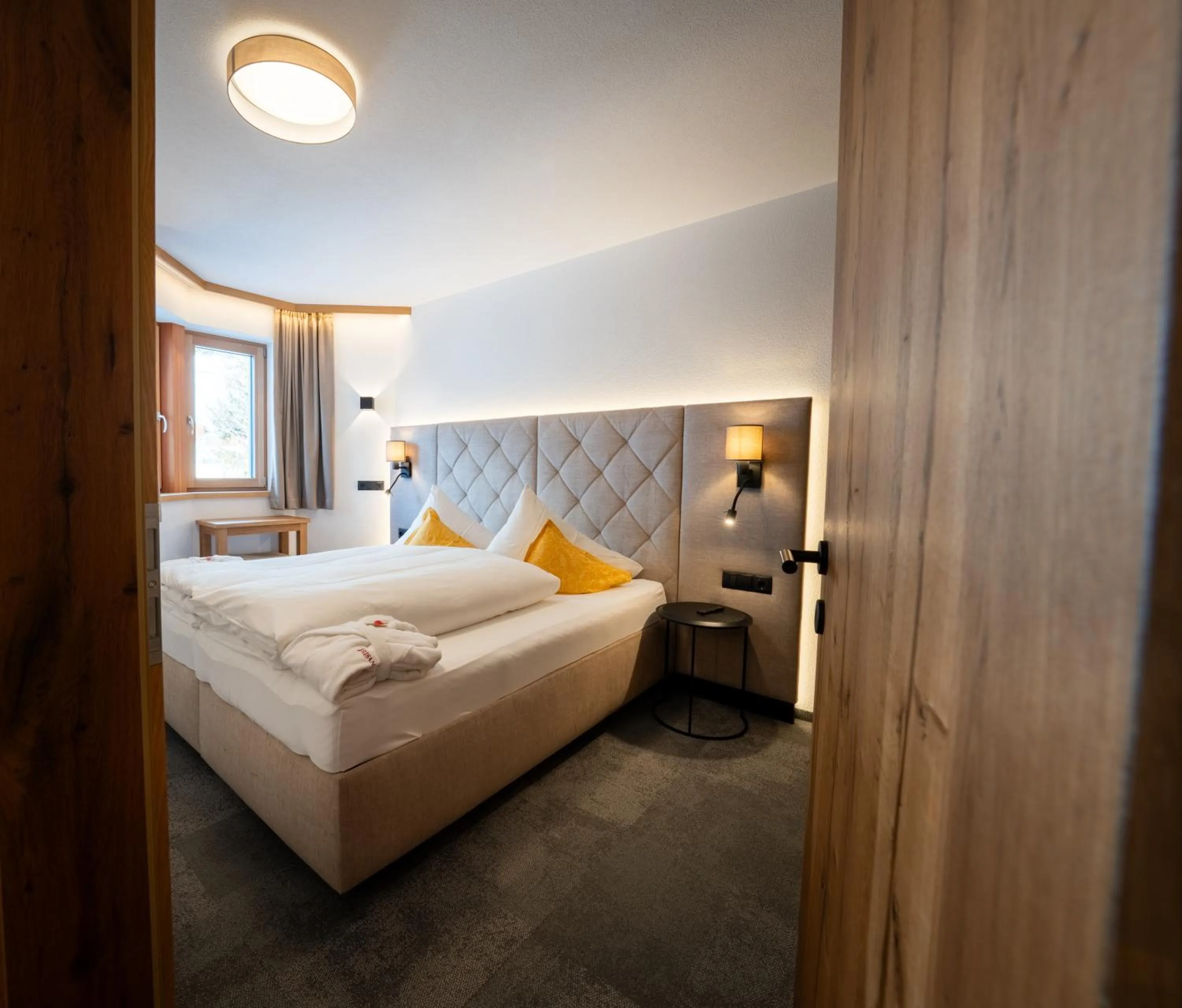 Bed in Alpenresidenz Trisanna