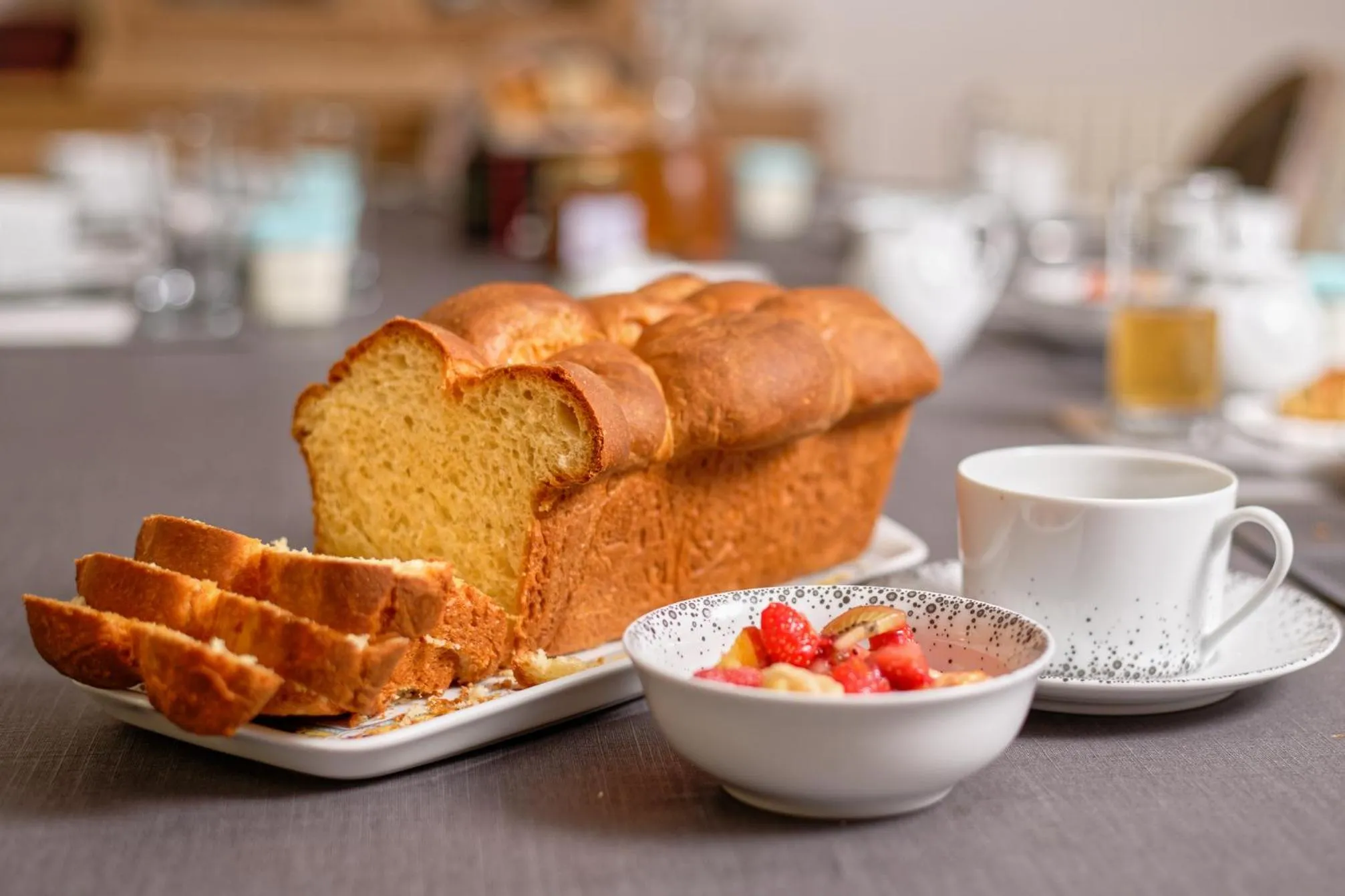 Continental breakfast in Le Clos Magedon