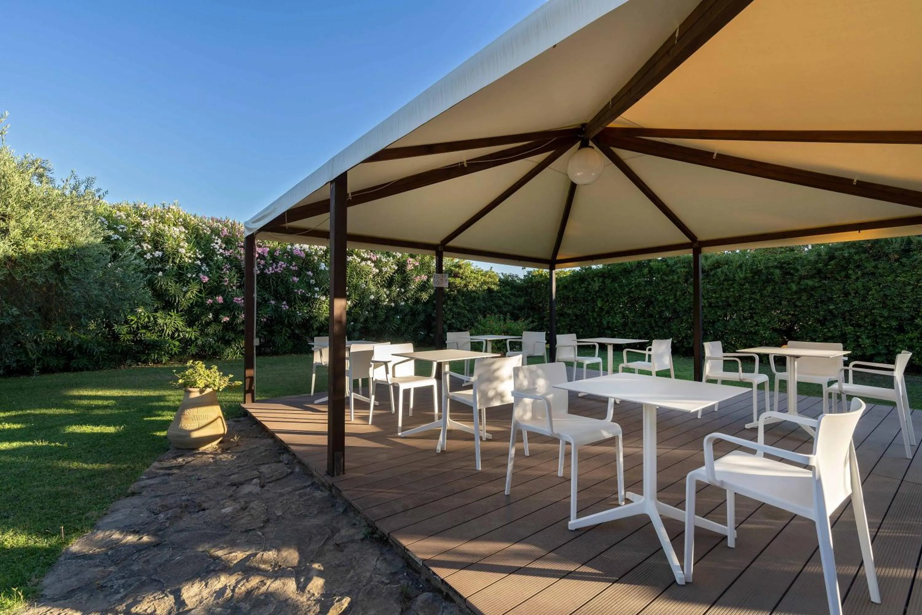 Breakfast in Porto Giunco Residence