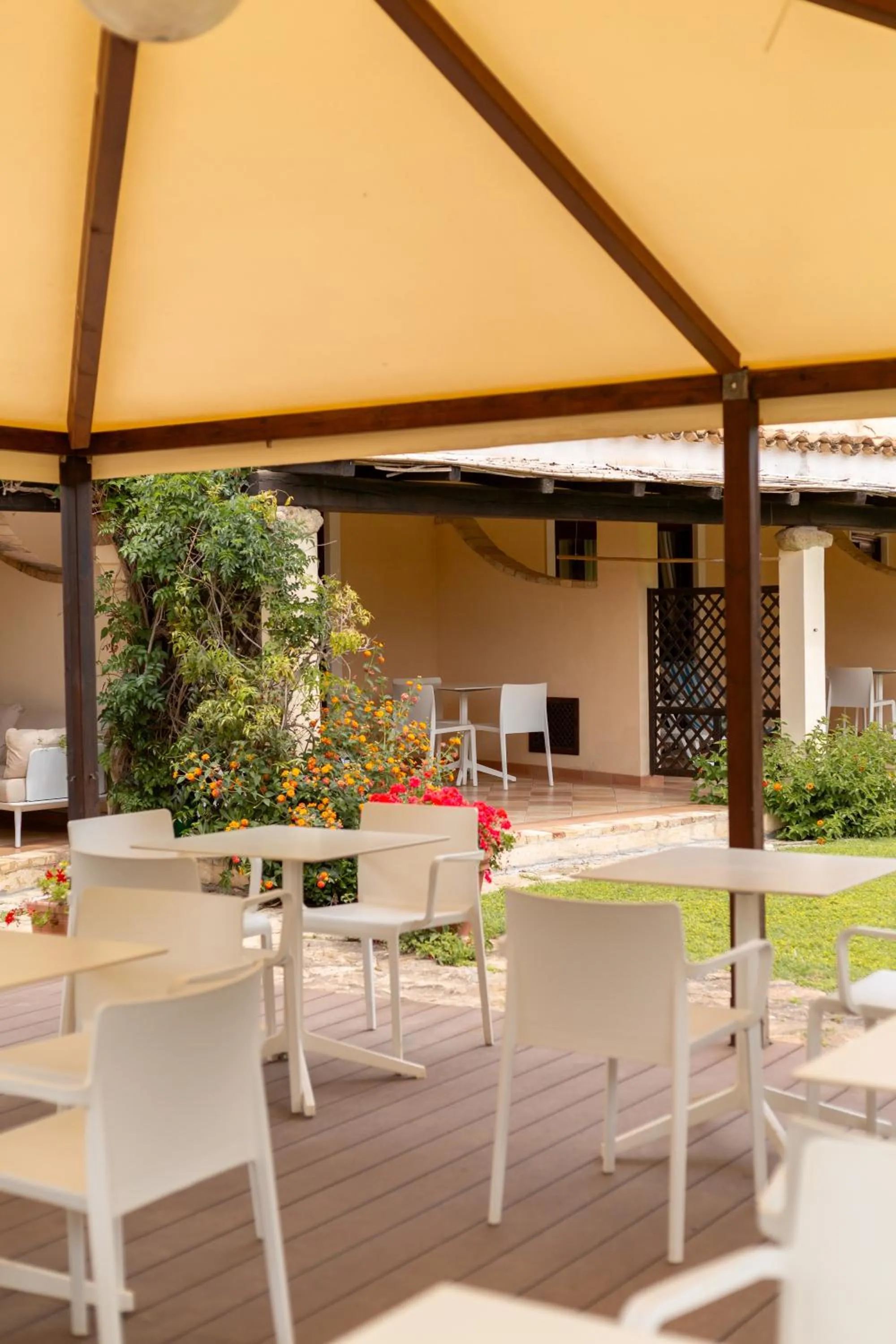 Garden in Porto Giunco Residence