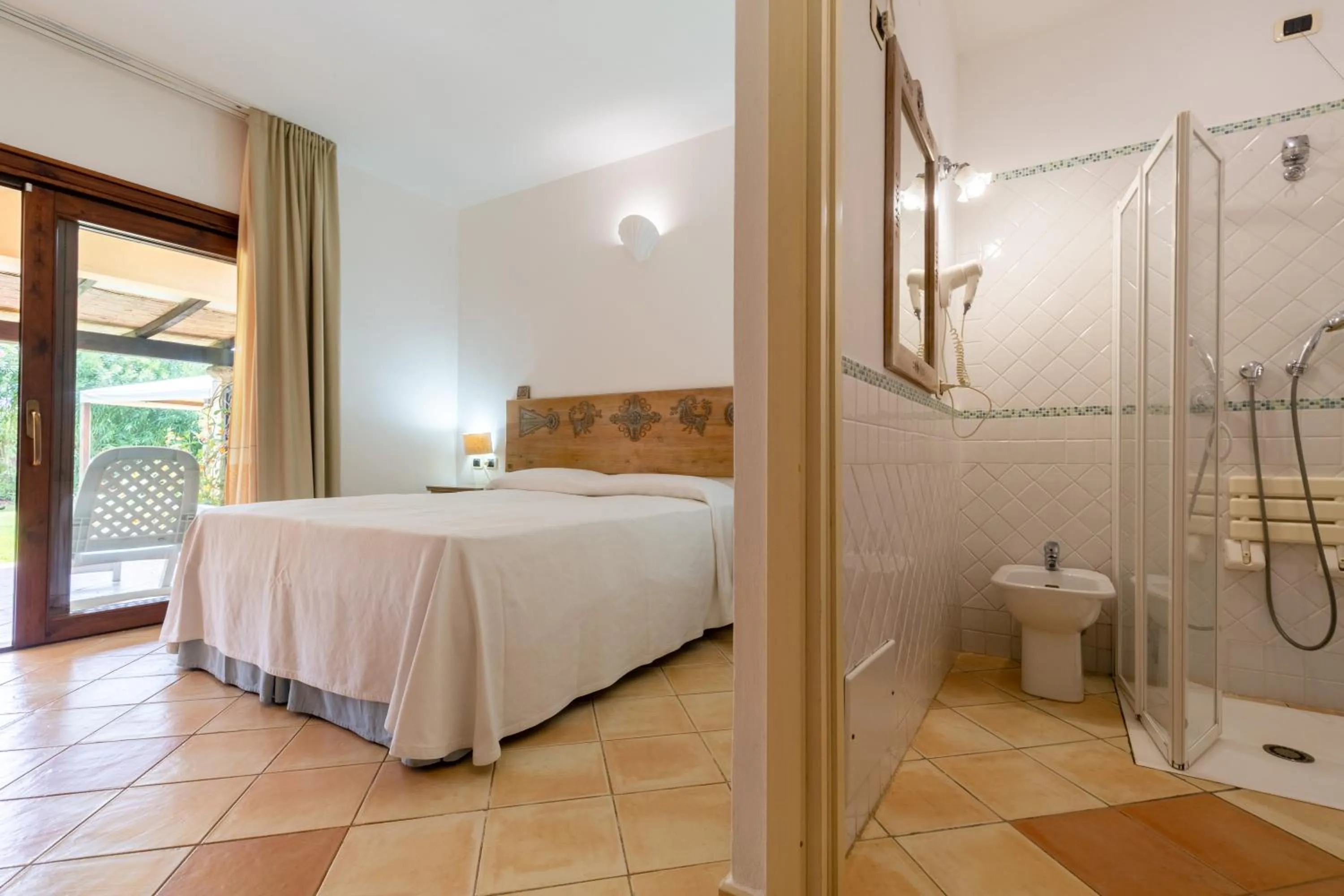 Bedroom, Bed in Porto Giunco Residence