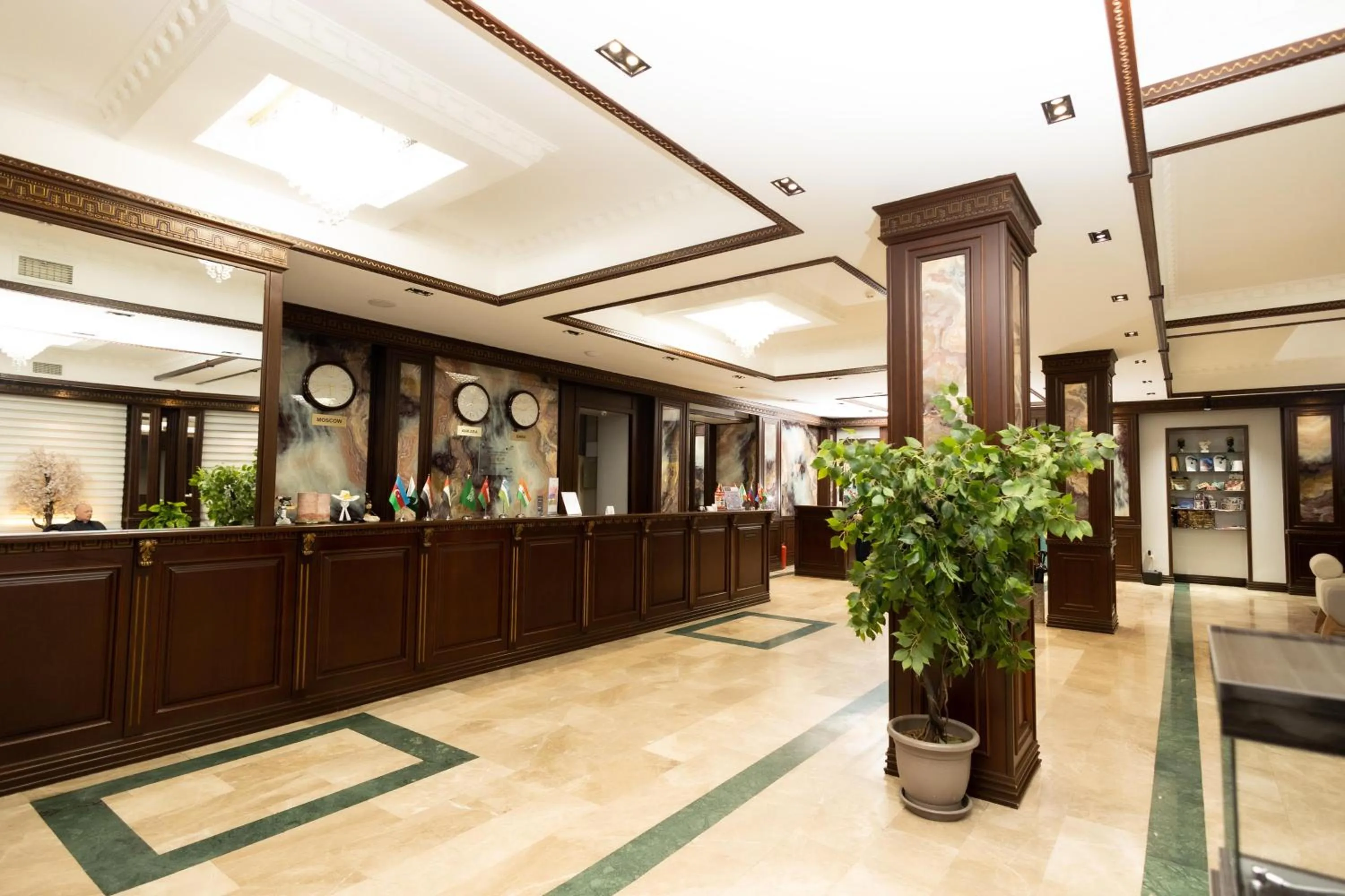 Lobby or reception in Grand Hotel Baku Central Park