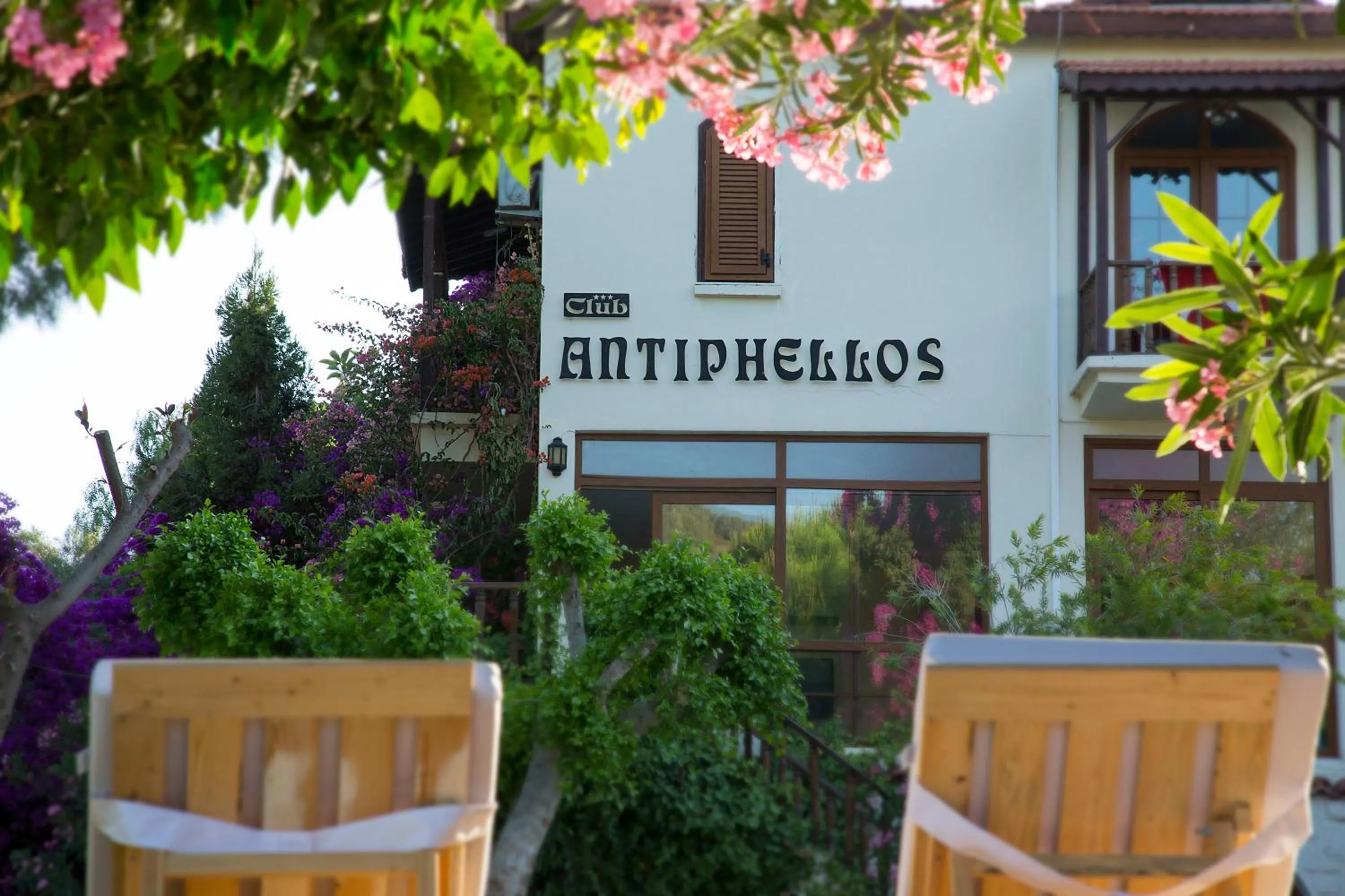 Facade/entrance in Club Antiphellos