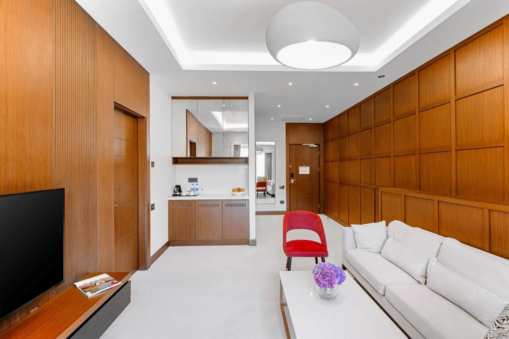 Living room, Bed in Qafqaz Riverside Hotel