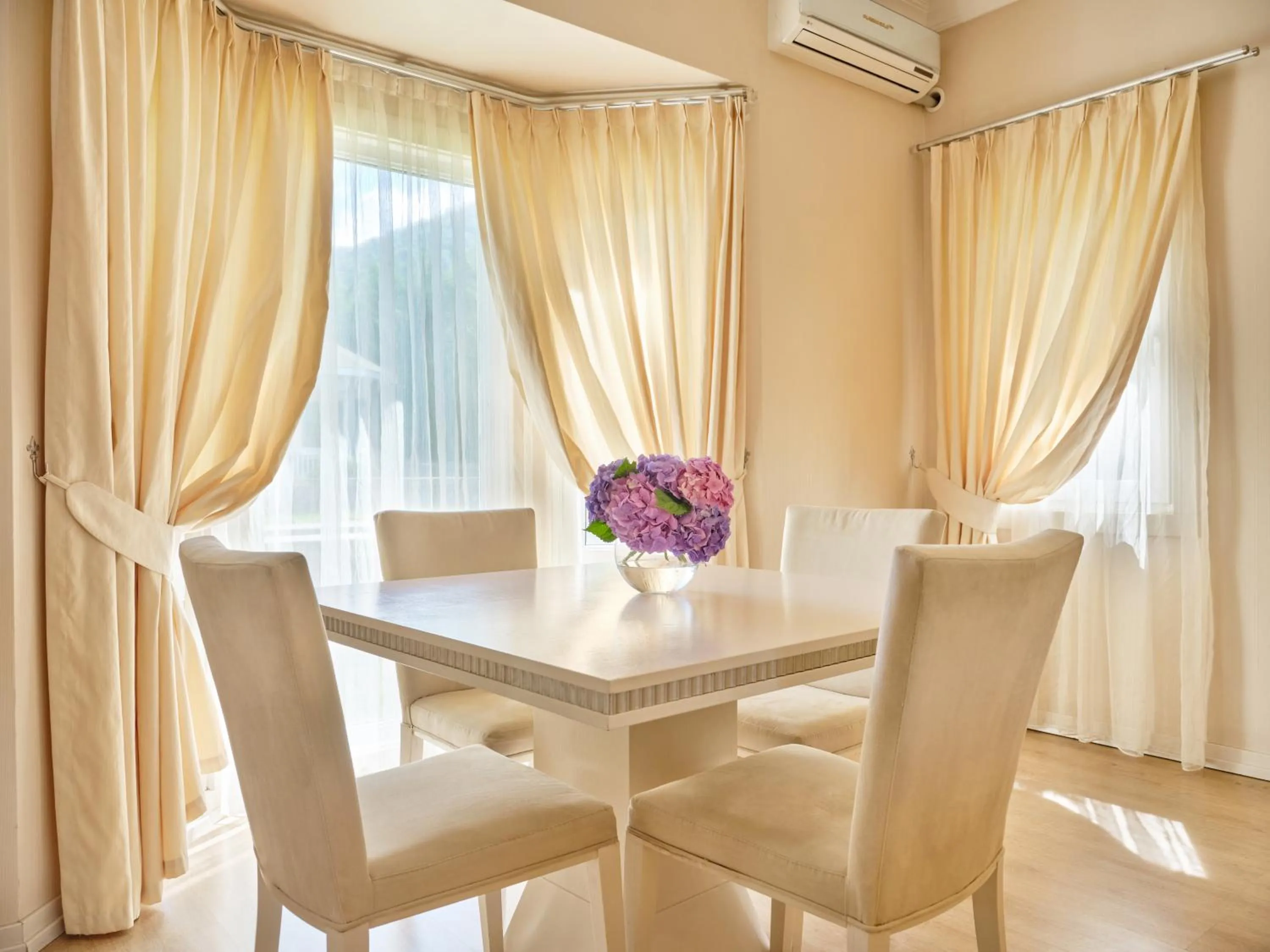 One-Bedroom Villa in Qafqaz Riverside Hotel