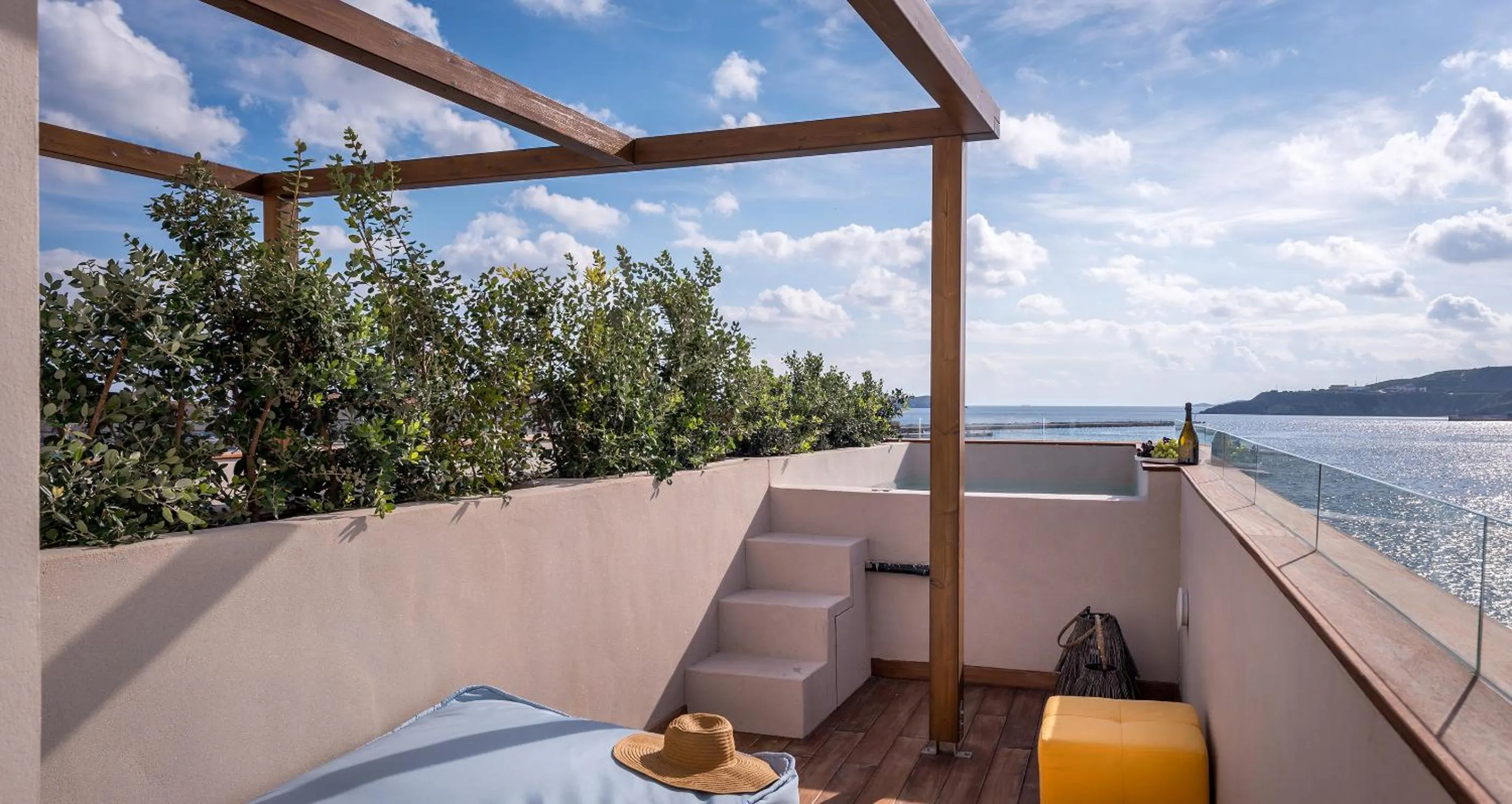 Shapes Luxury Suites