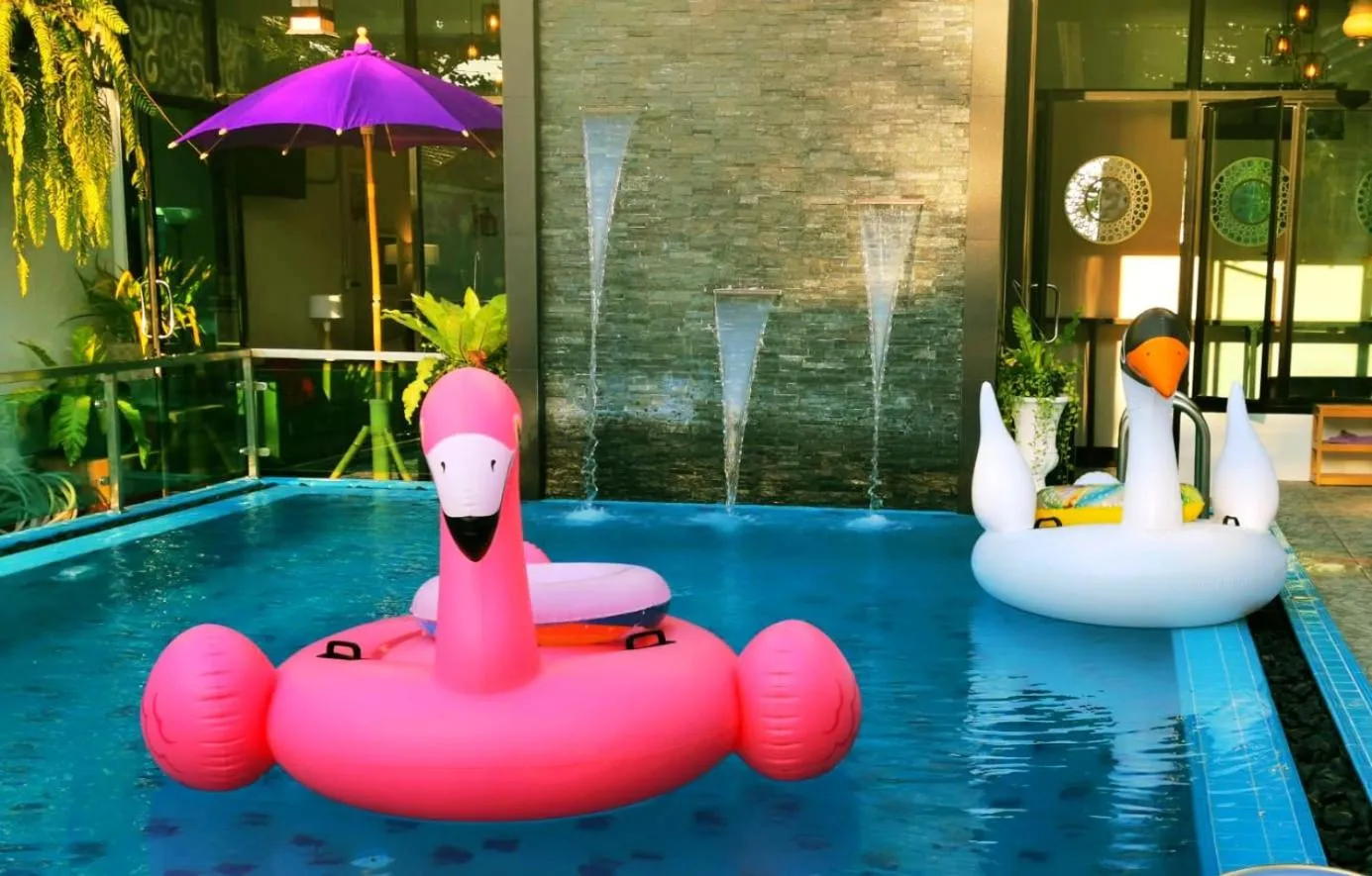  in Beach Gallery House