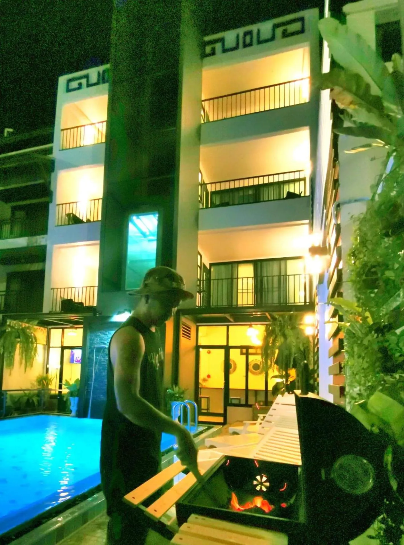 BBQ facilities in Beach Gallery House