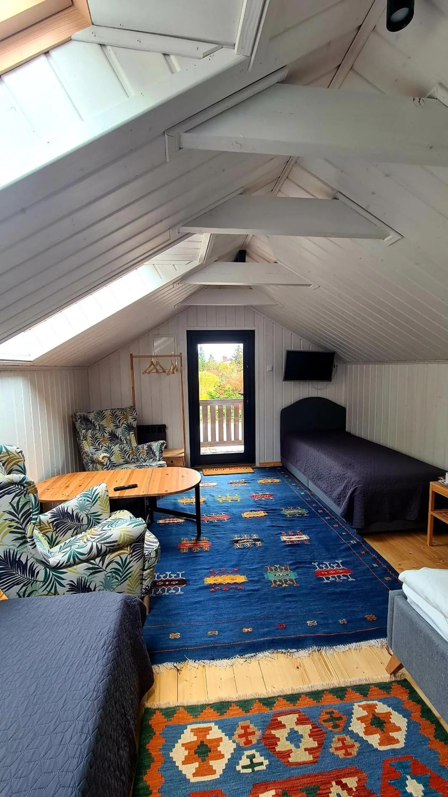 Property building, Bed in Oberża pod Złotym Prosiakiem