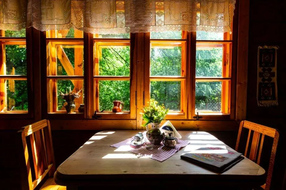 Restaurant/places to eat in Oberża pod Złotym Prosiakiem