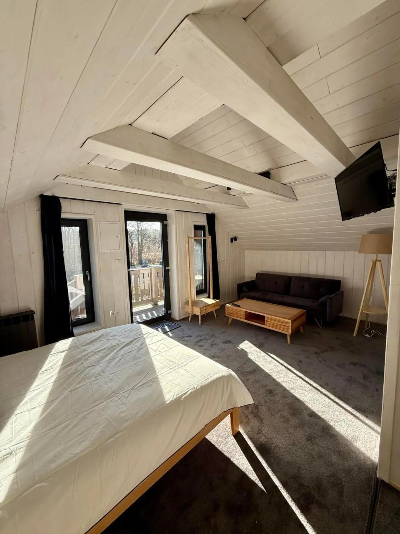 Bed in Oberża pod Złotym Prosiakiem