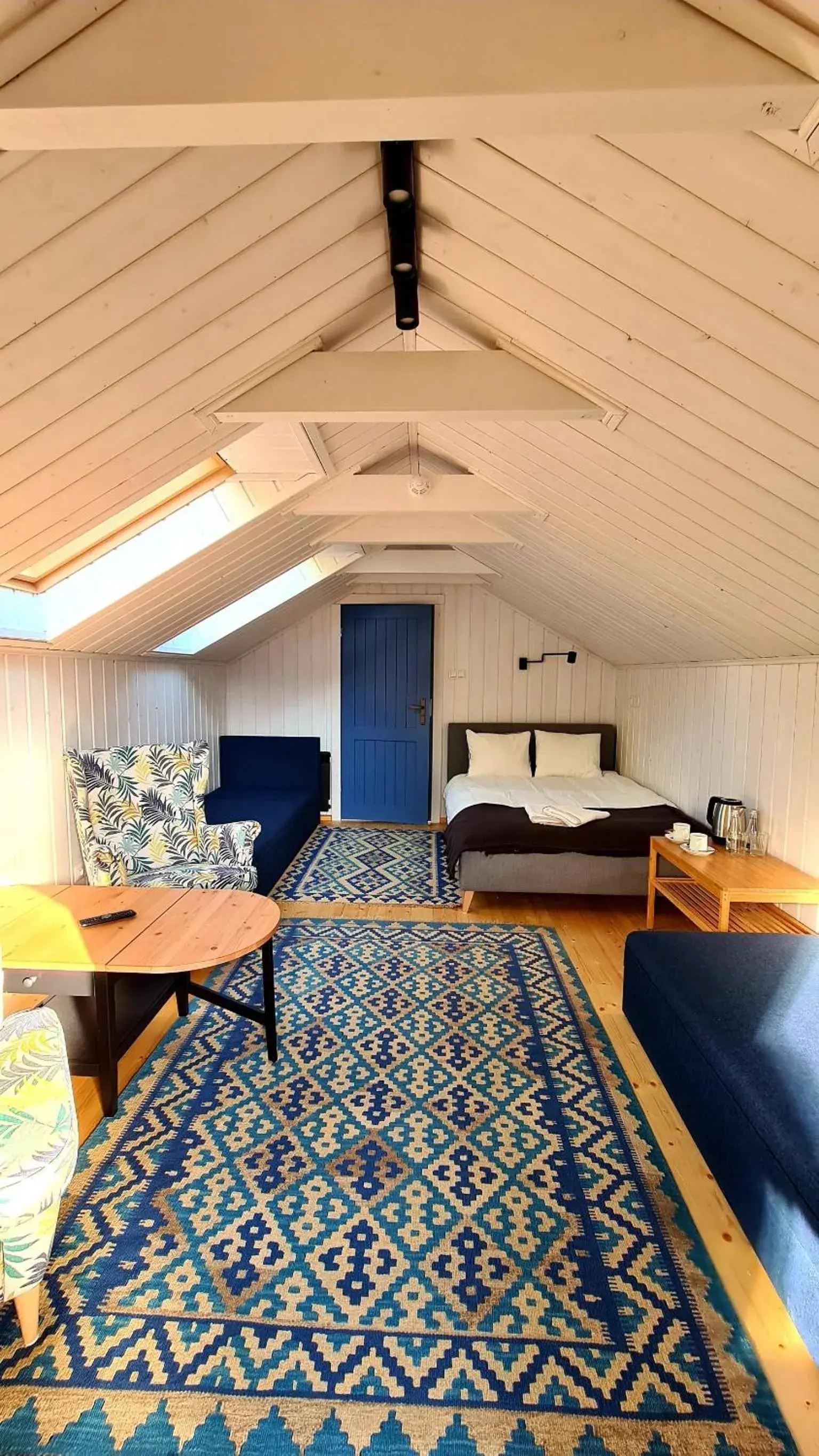 Large Double Room - single occupancy in Oberża pod Złotym Prosiakiem Large Double Room - single occupancy in Oberża pod Złotym Prosiakiem