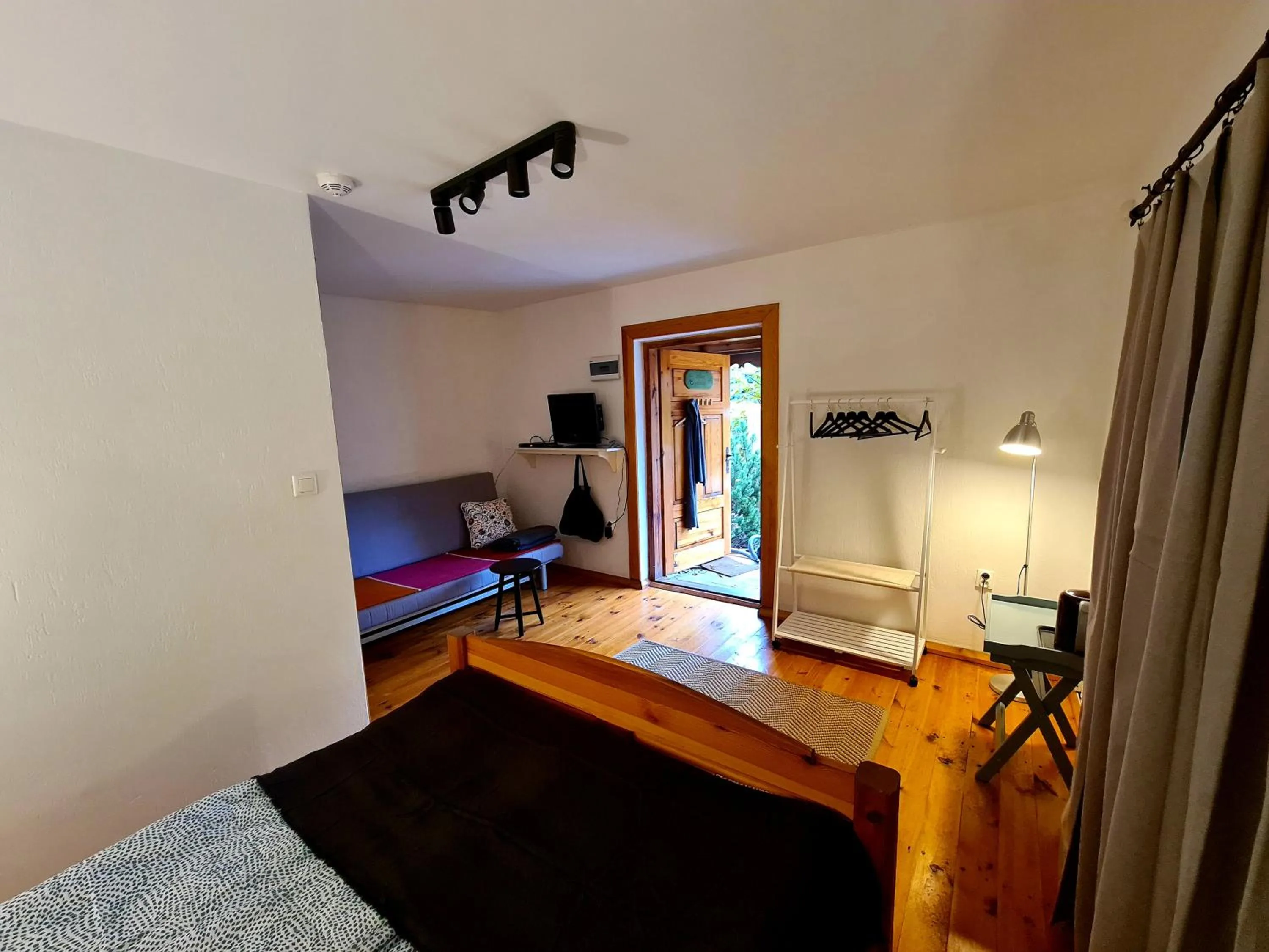 Bed in Oberża pod Złotym Prosiakiem