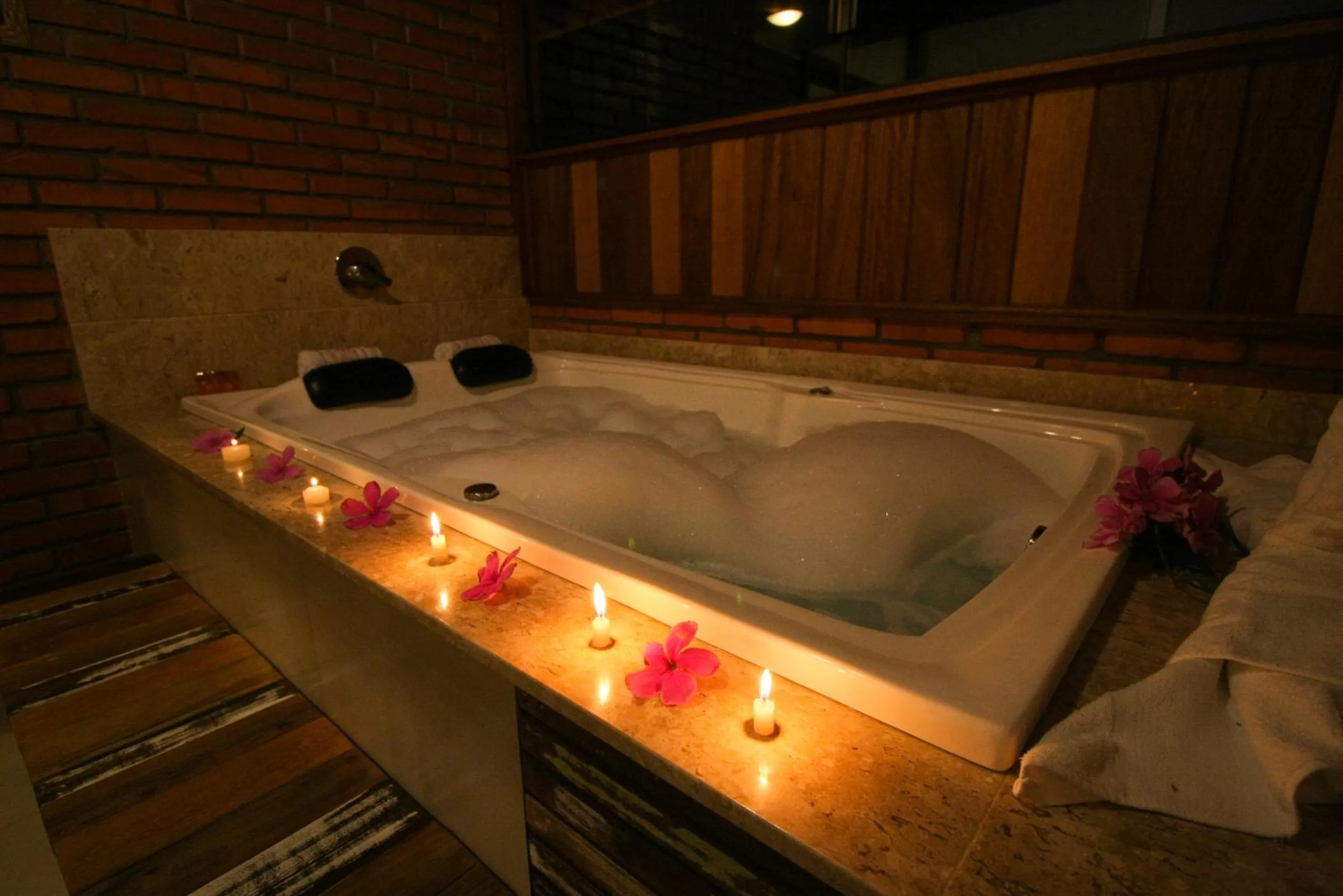 Hot Tub in Pousada Sunset