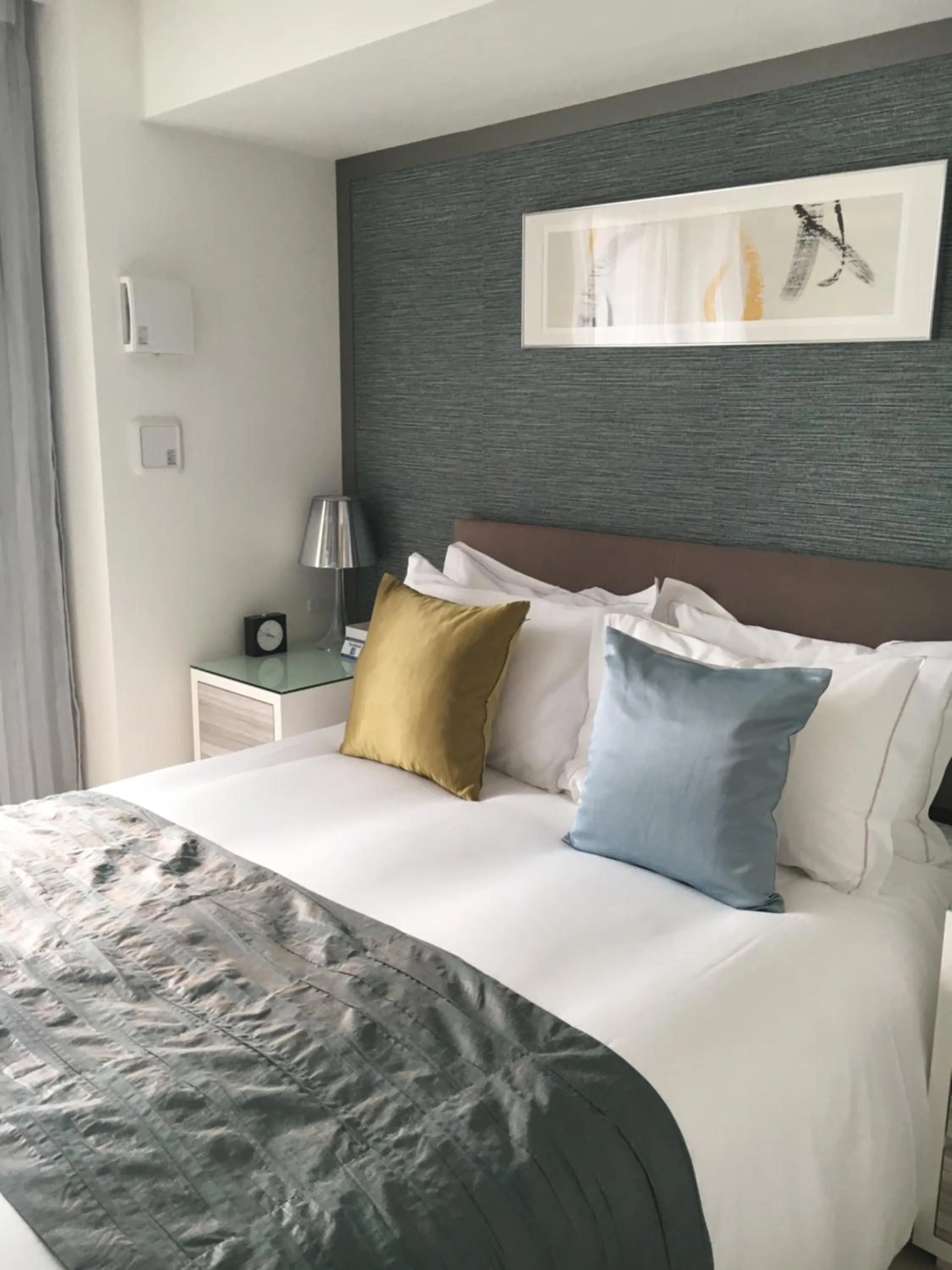 Bed in Oakwood Apartments Minami Azabu Tokyo