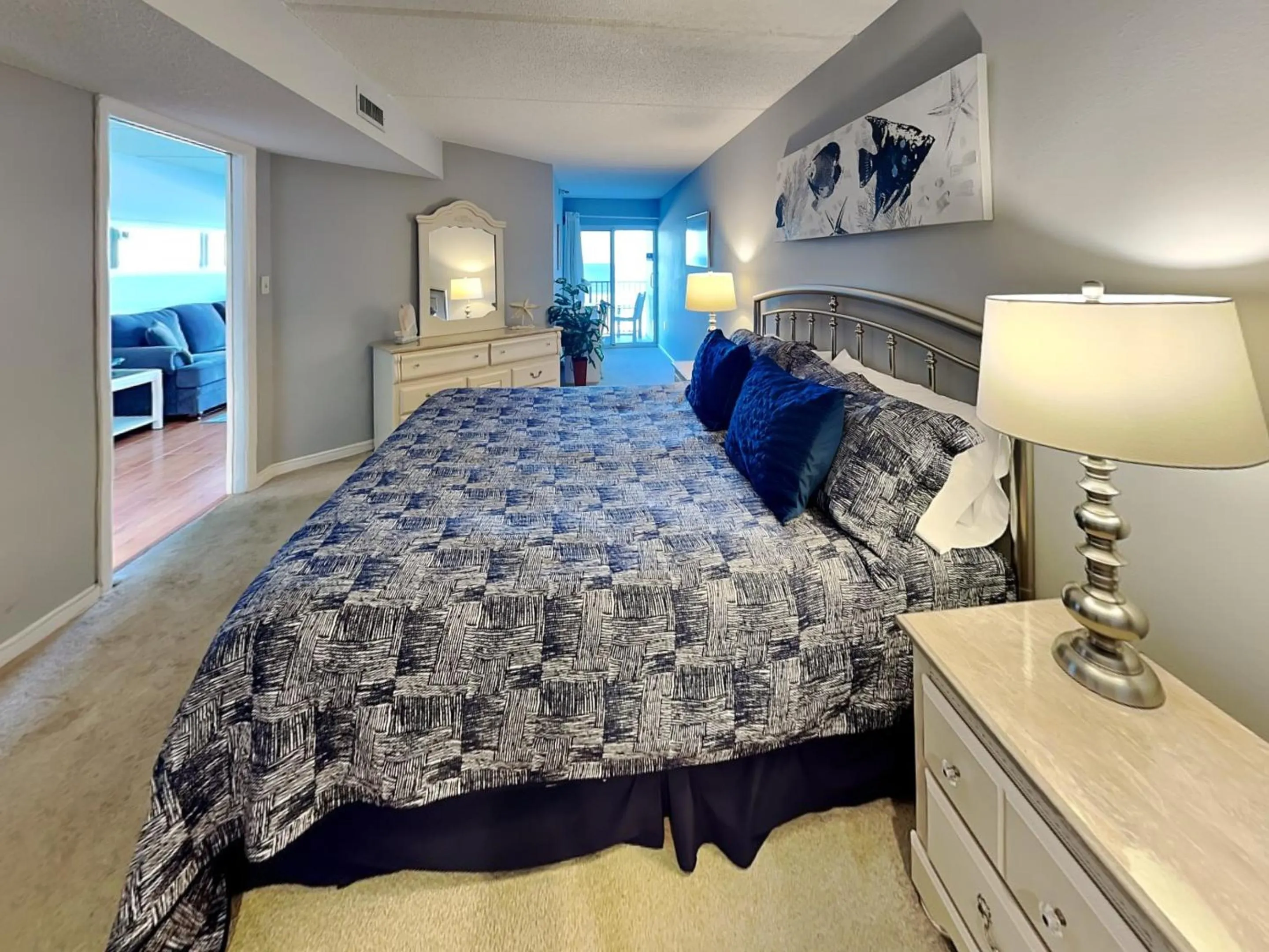Bed in Jacksonville Beachdrifter 403