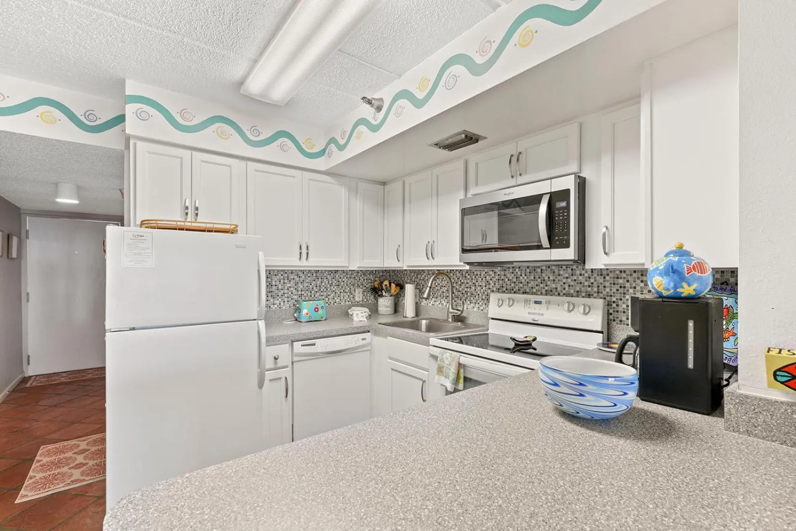 Kitchen or kitchenette in Jacksonville Beachdrifter 403
