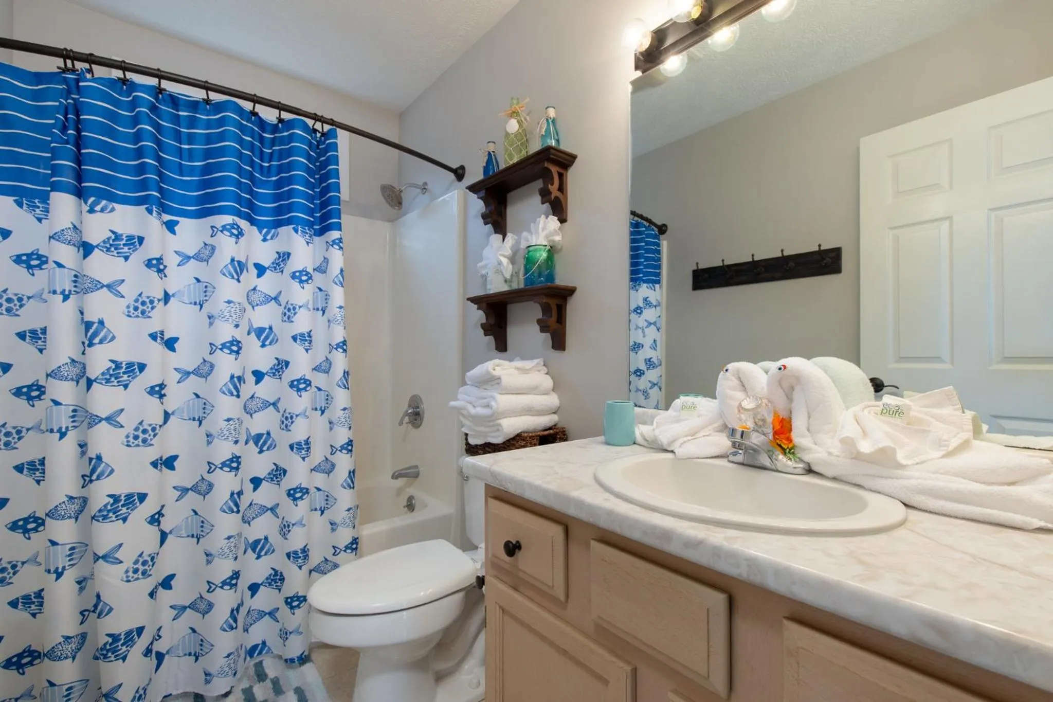 Property building in Kickback Kabin