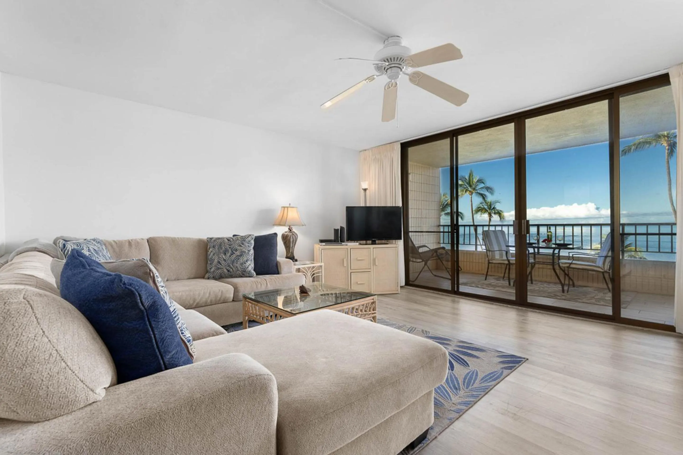 Property building in Koa Lagoon 506