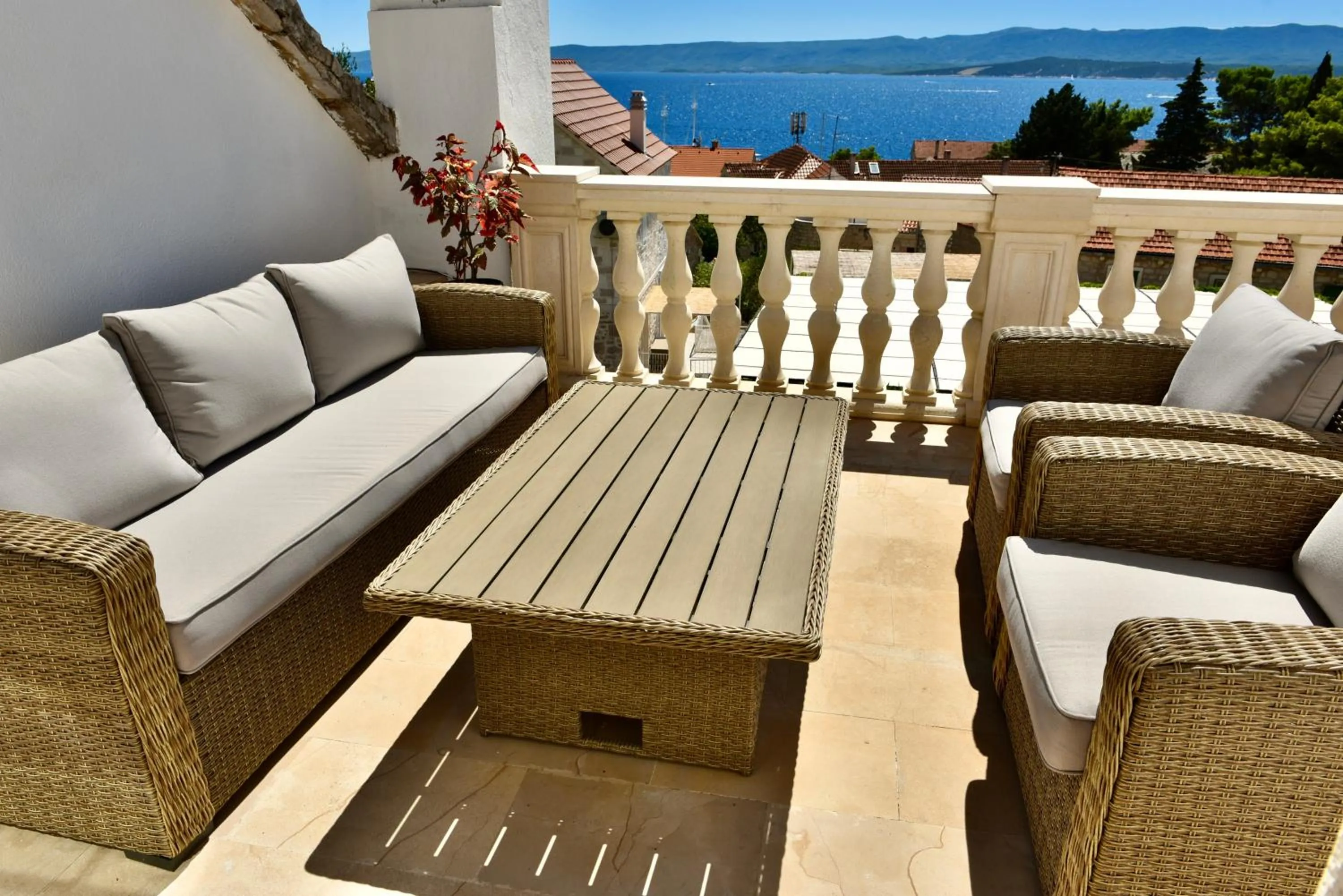 Balcony/Terrace in Villa Giardino Heritage Boutique Hotel Bol