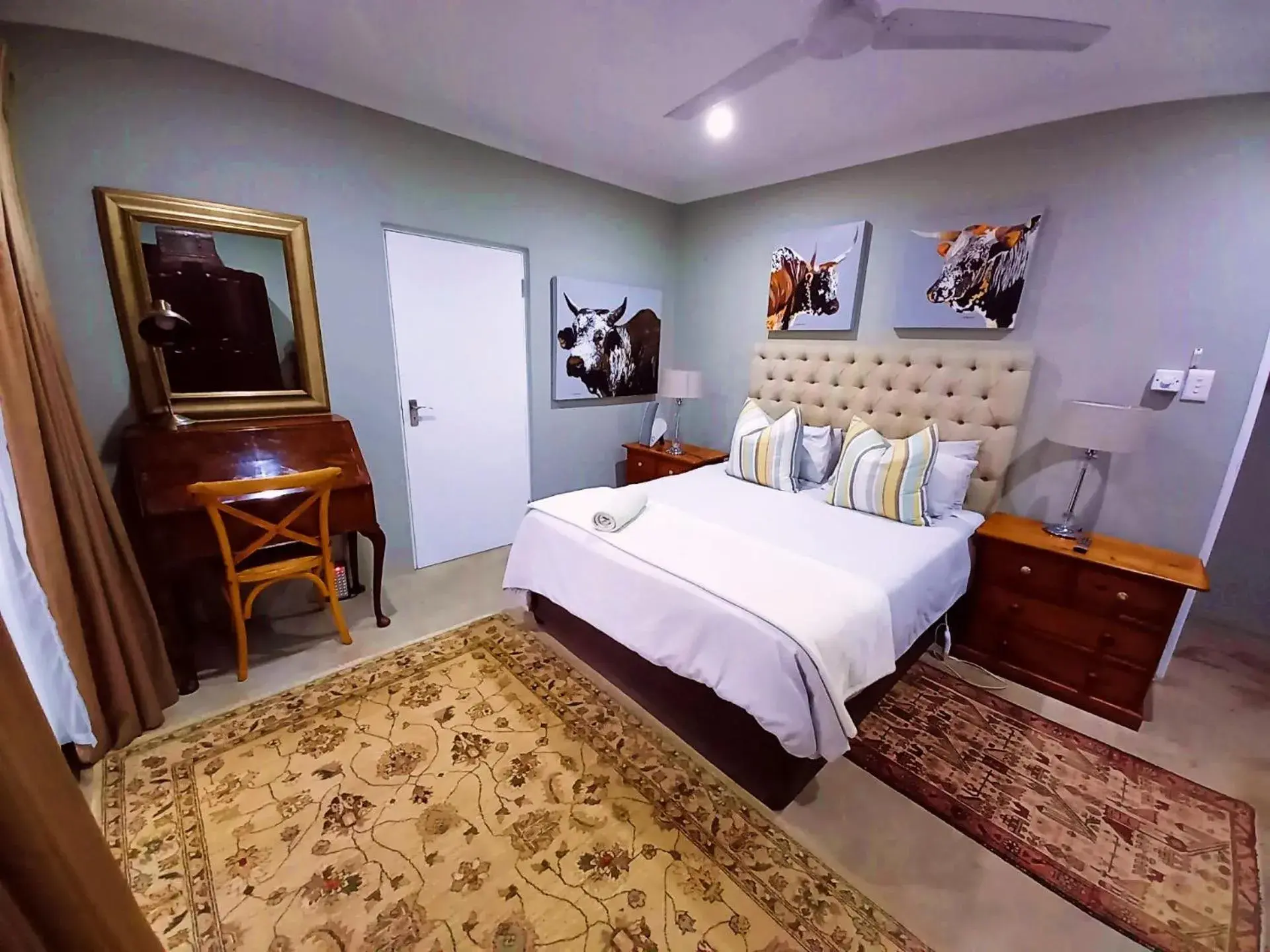 Queen Room with Garden View in Cavalo Guesthouse & Equestrian Estate Queen Room with Garden View in Cavalo Guesthouse & Equestrian Estate