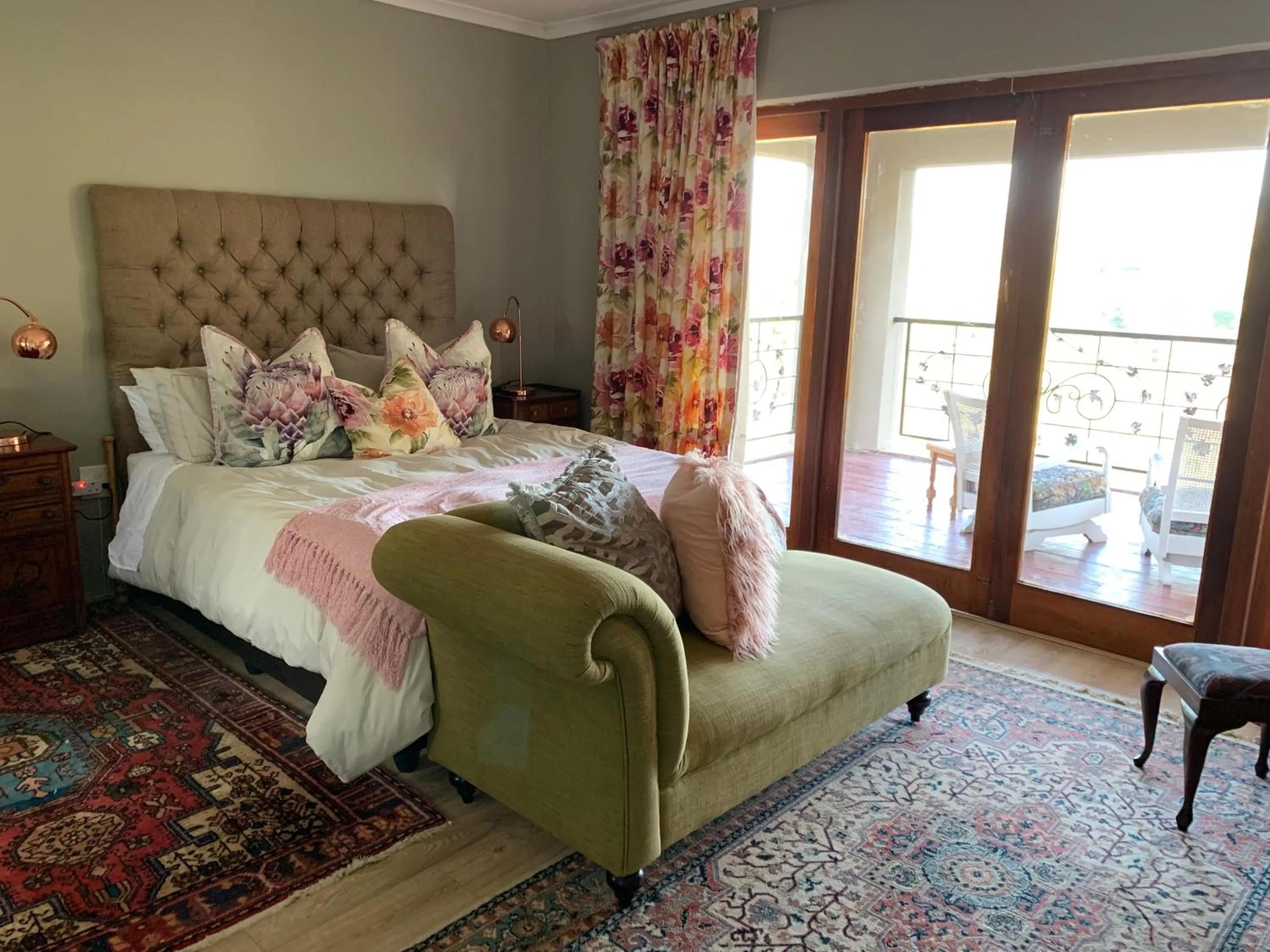 Photo of the whole room, Bed in Cavalo Guesthouse & Equestrian Estate