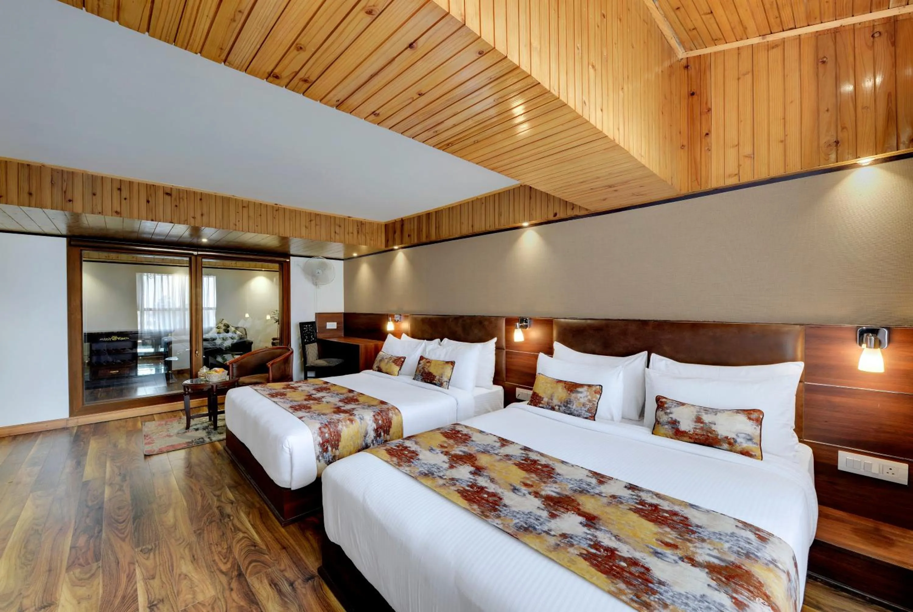 Bed in Yashshree Mall Road Darjeeling