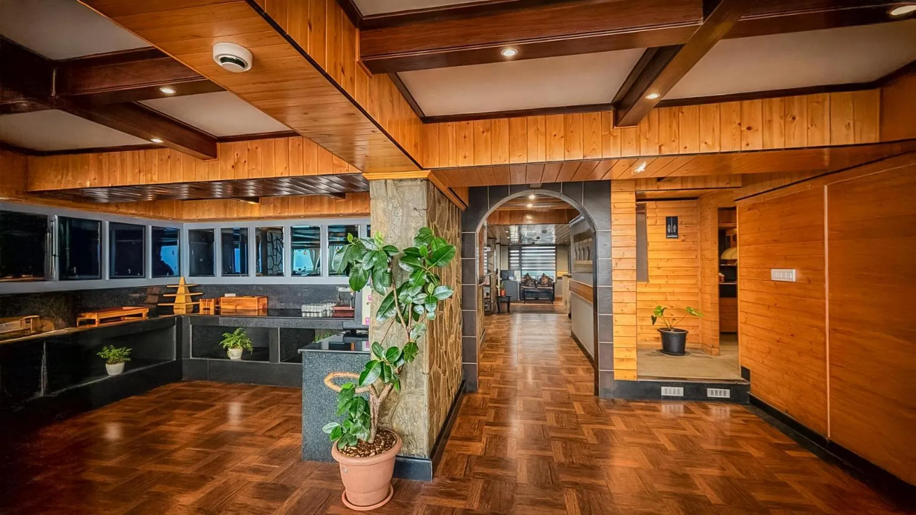 Restaurant/places to eat in Yashshree Mall Road Darjeeling