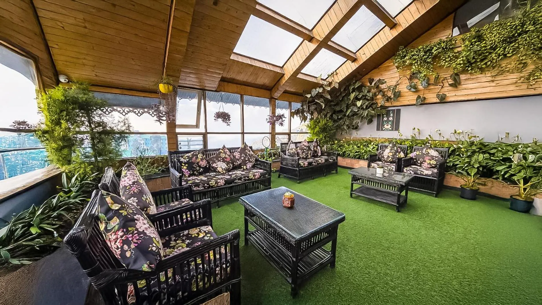 Garden in Yashshree Mall Road Darjeeling