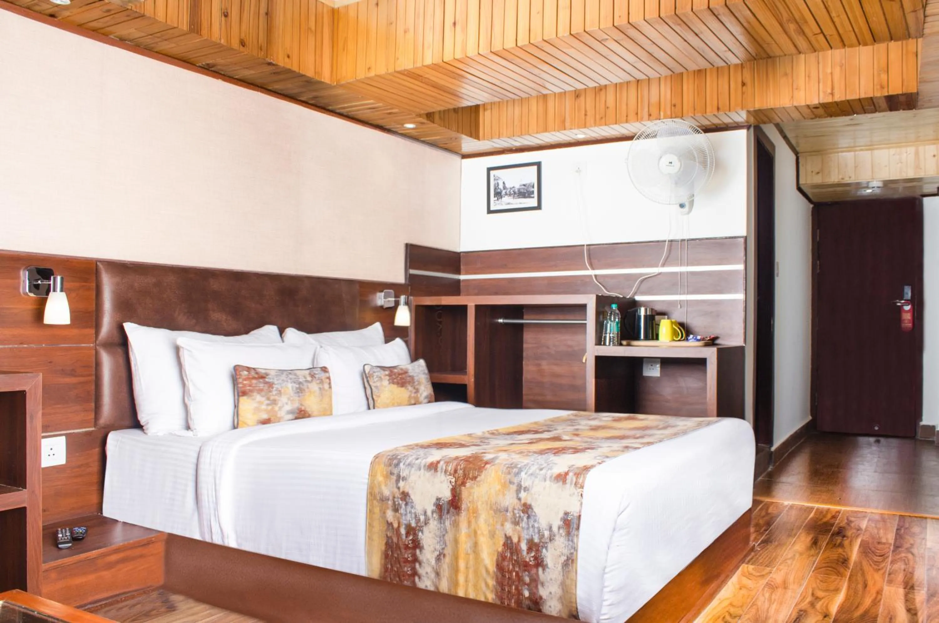 Bed in Yashshree Mall Road Darjeeling