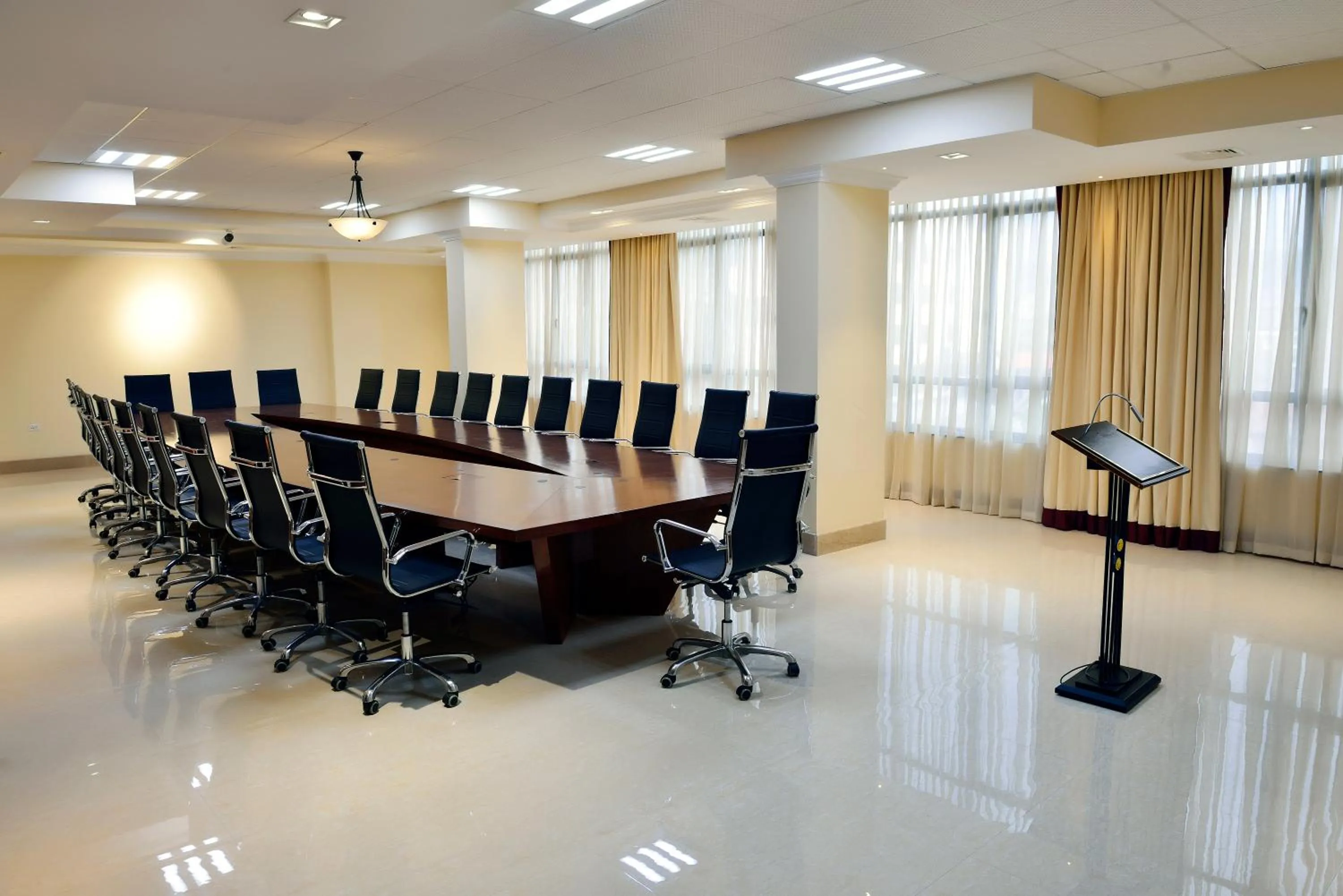 Meeting/conference room in The HUB Hotel