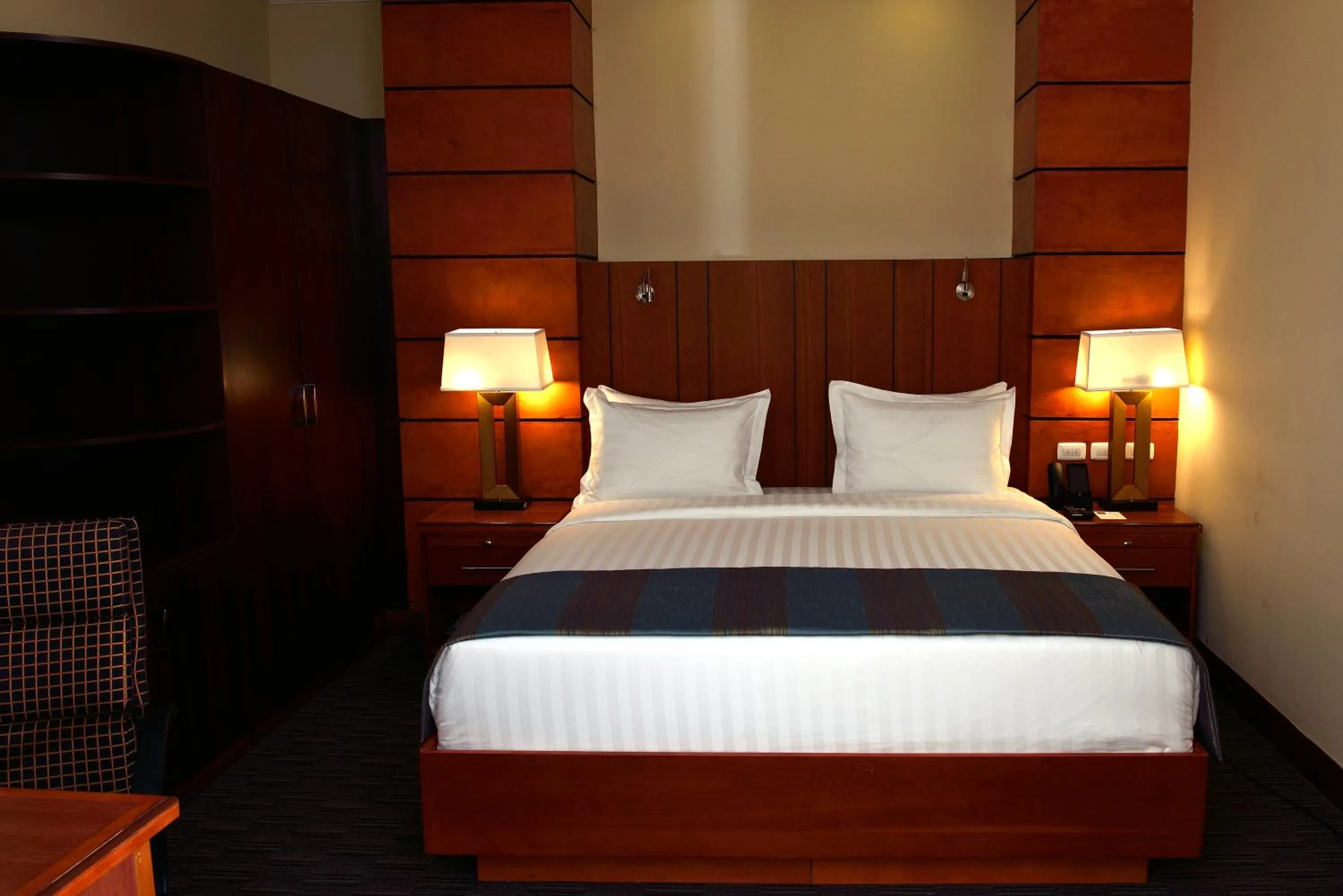 Bed in The HUB Hotel