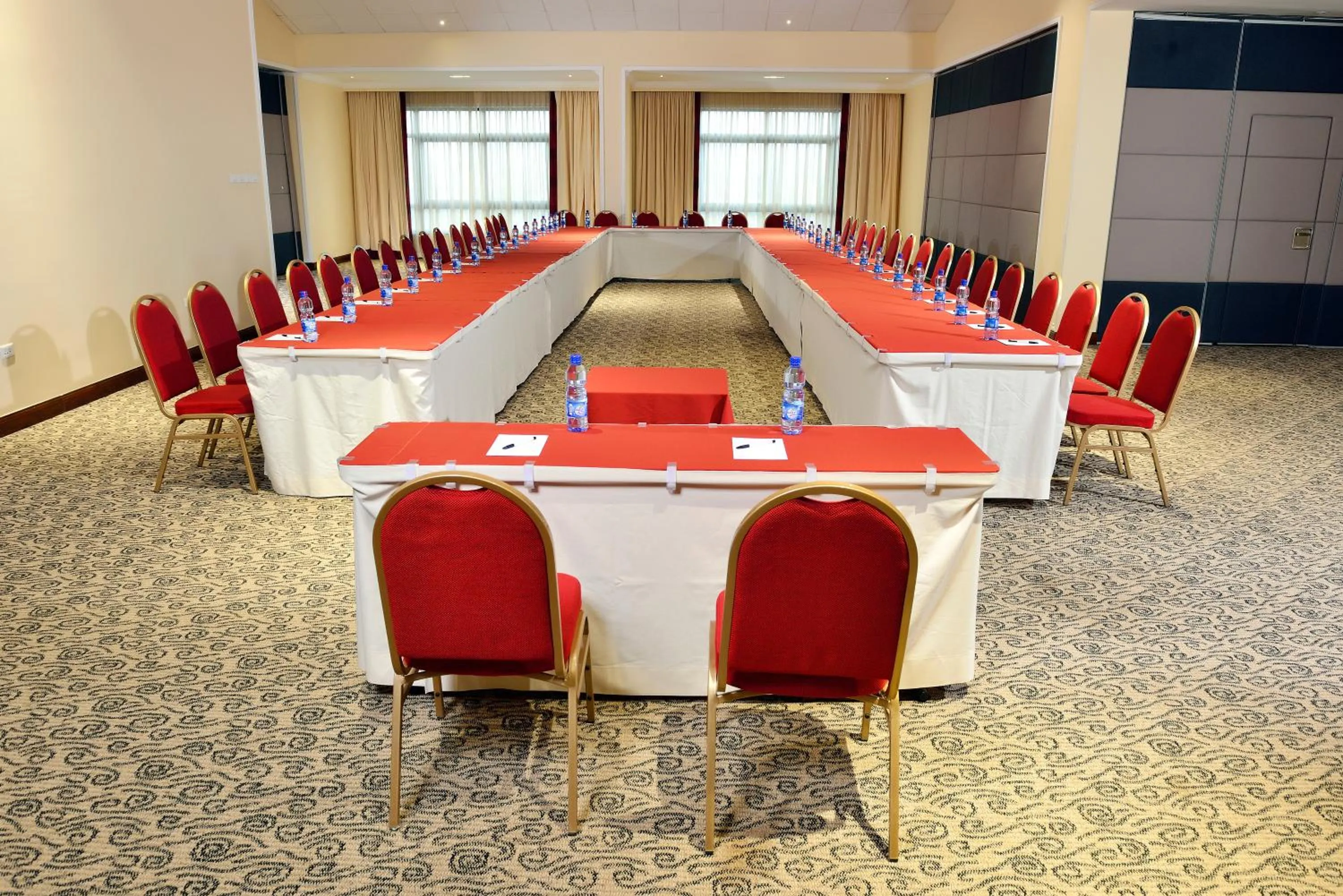 Meeting/conference room in The HUB Hotel