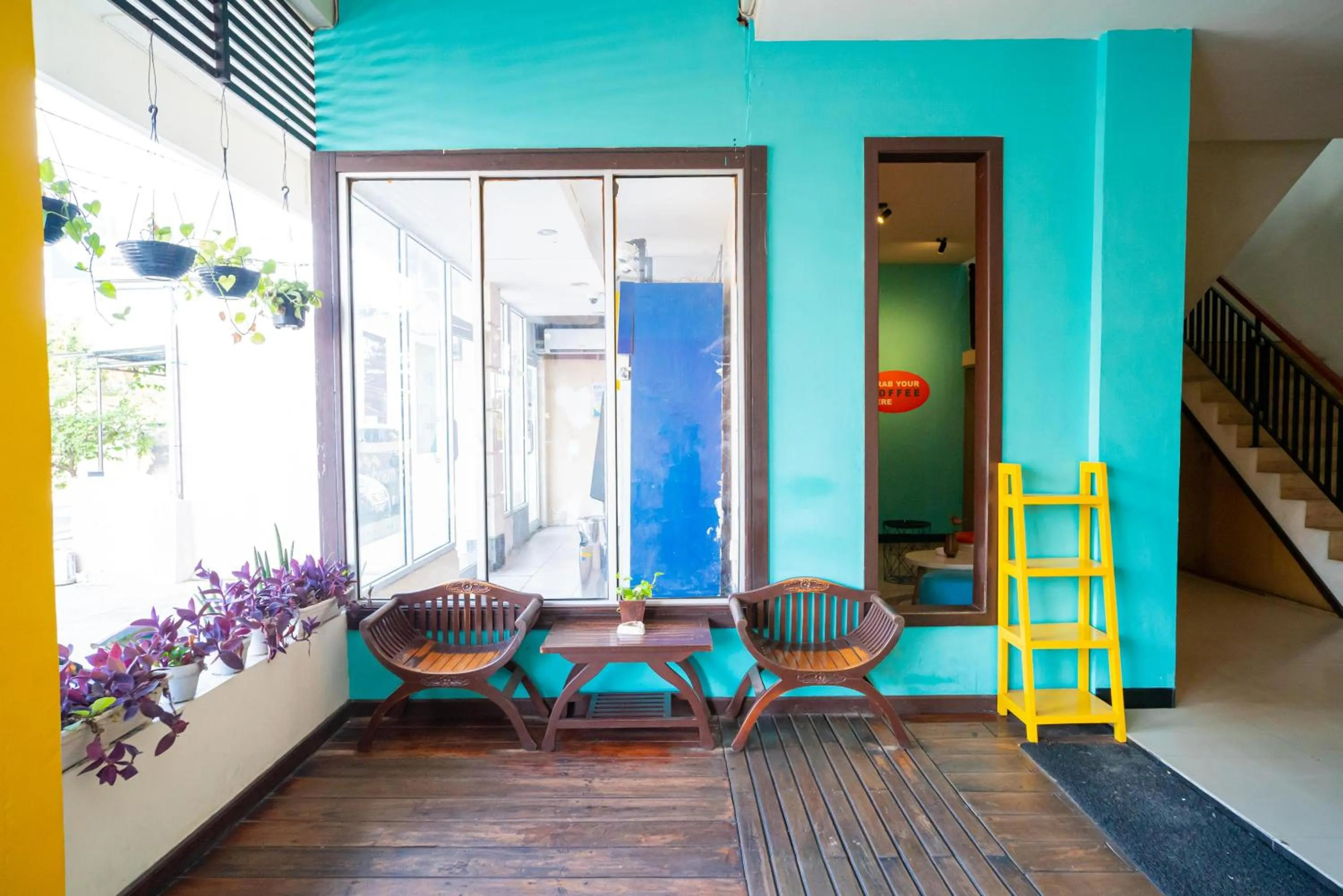 Lobby or reception in Sans Hotel Zam-Zam Syariah Palangkaraya