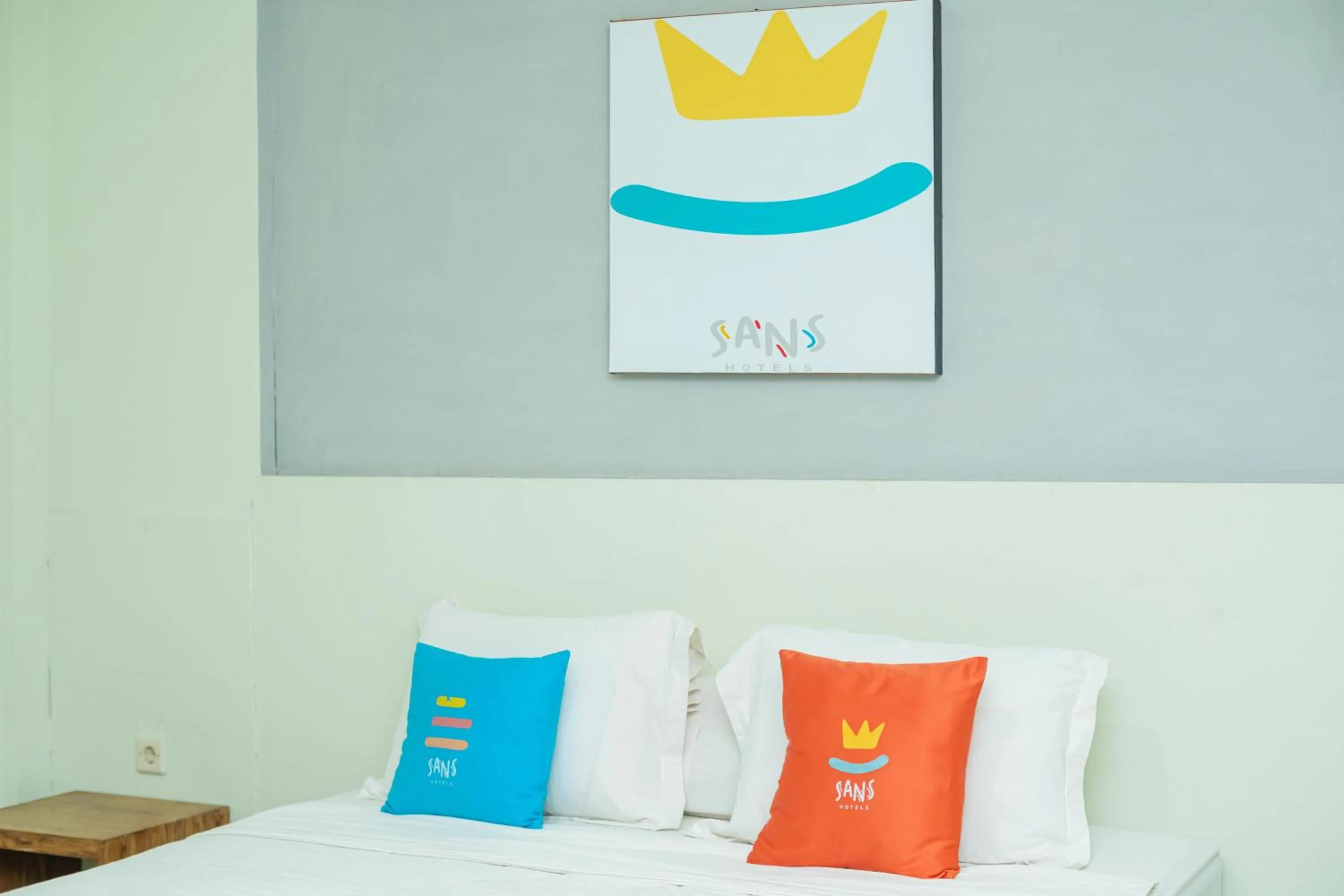 Bedroom, Bed in Sans Hotel Zam-Zam Syariah Palangkaraya