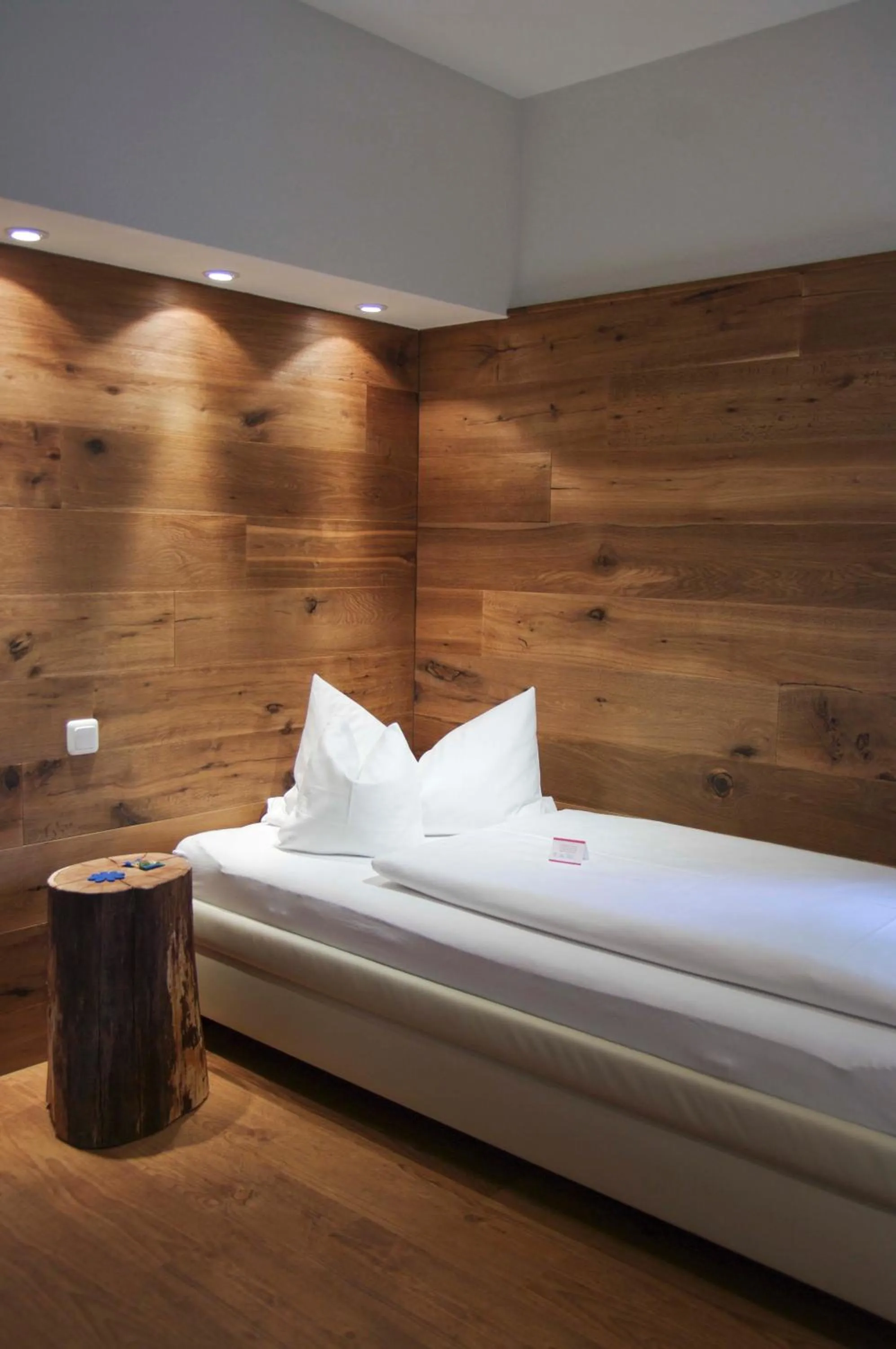 Photo of the whole room, Bed in Landgasthof Zehner