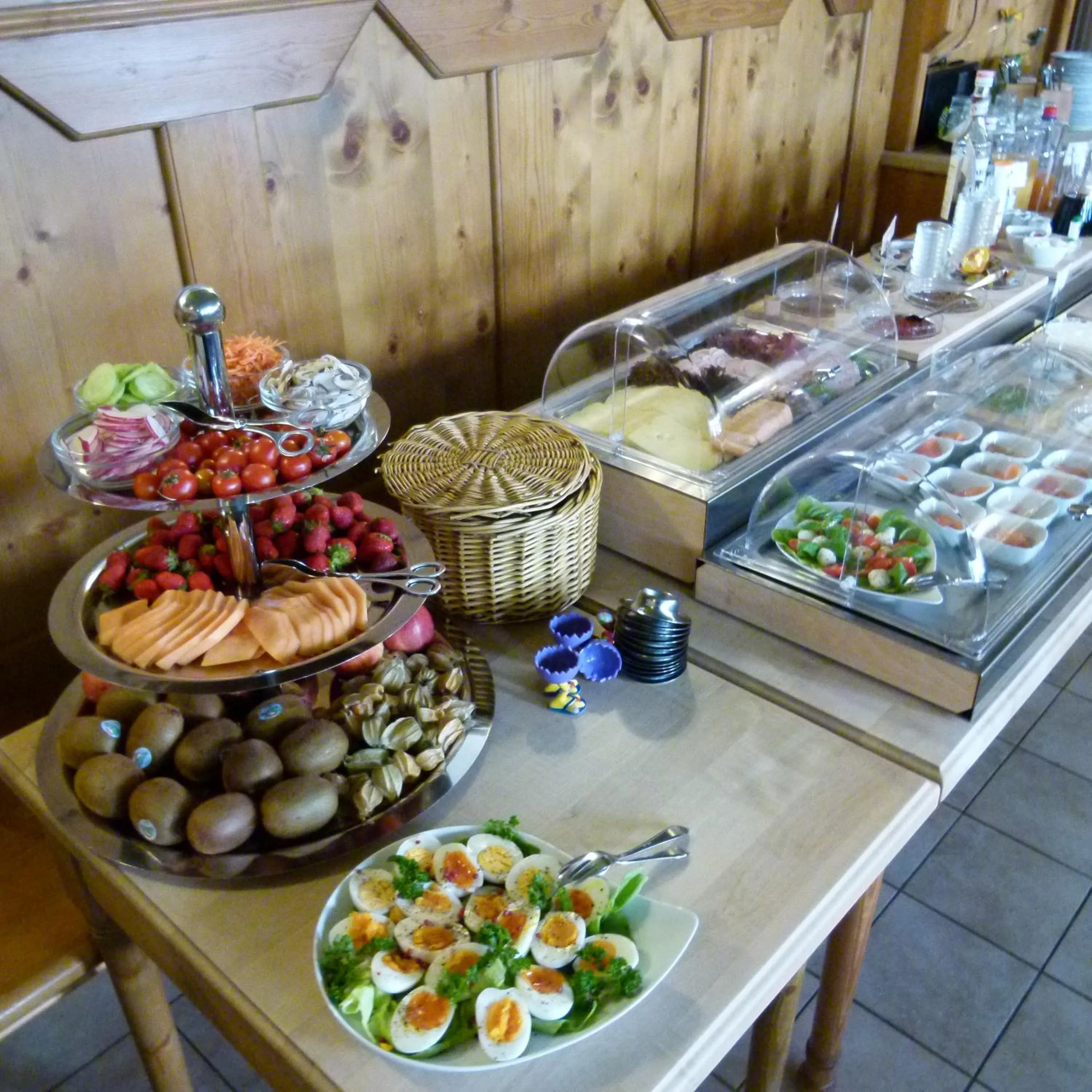 Buffet breakfast in Landgasthof Zehner