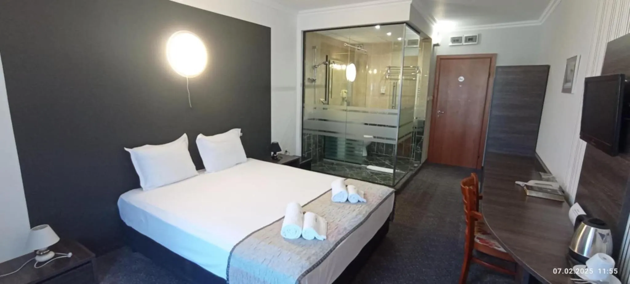 View (from property/room), Bed in Vitoshko Lale Hotel