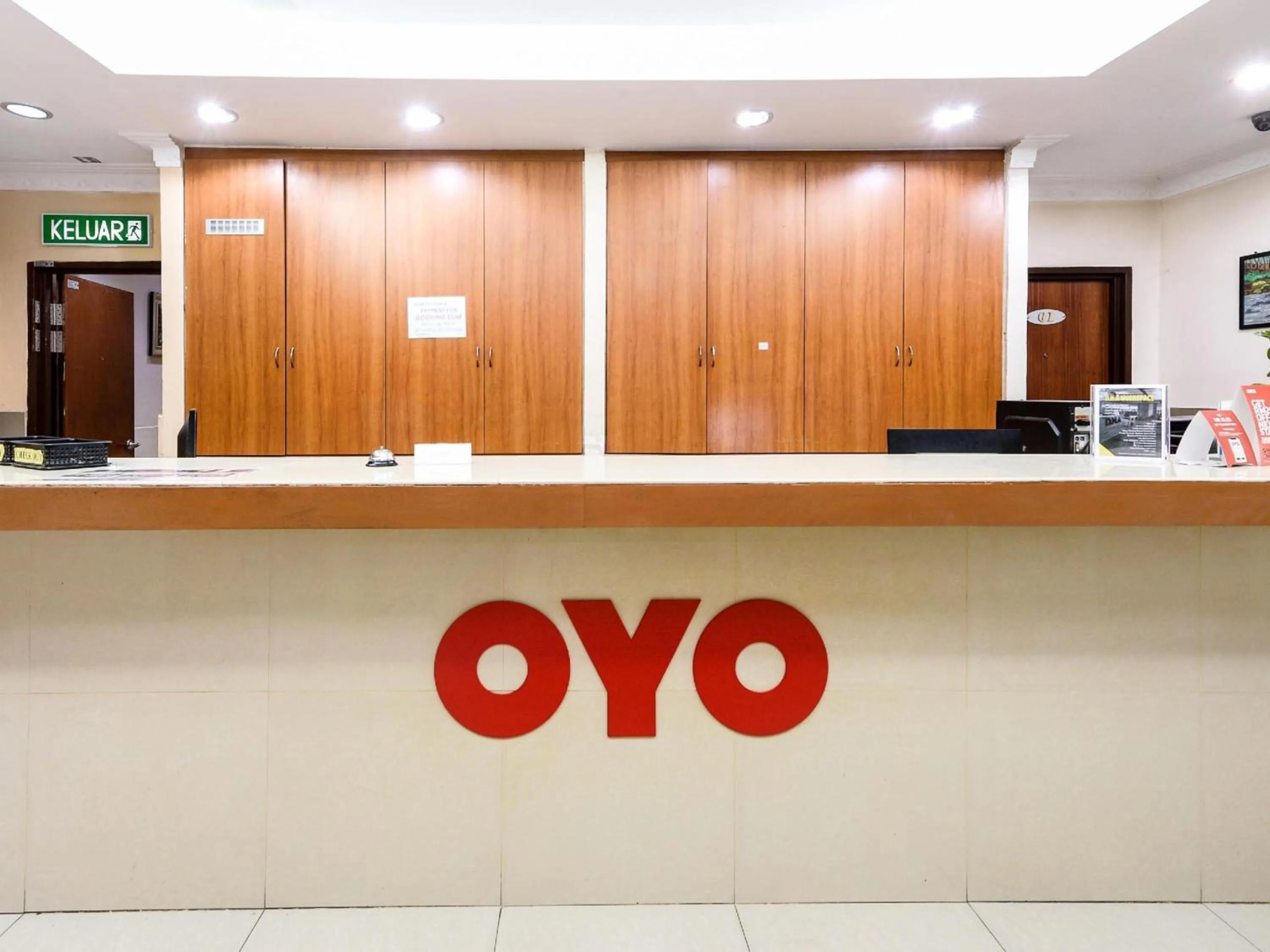 Lobby or reception in Hotel O Ayuni Hotel