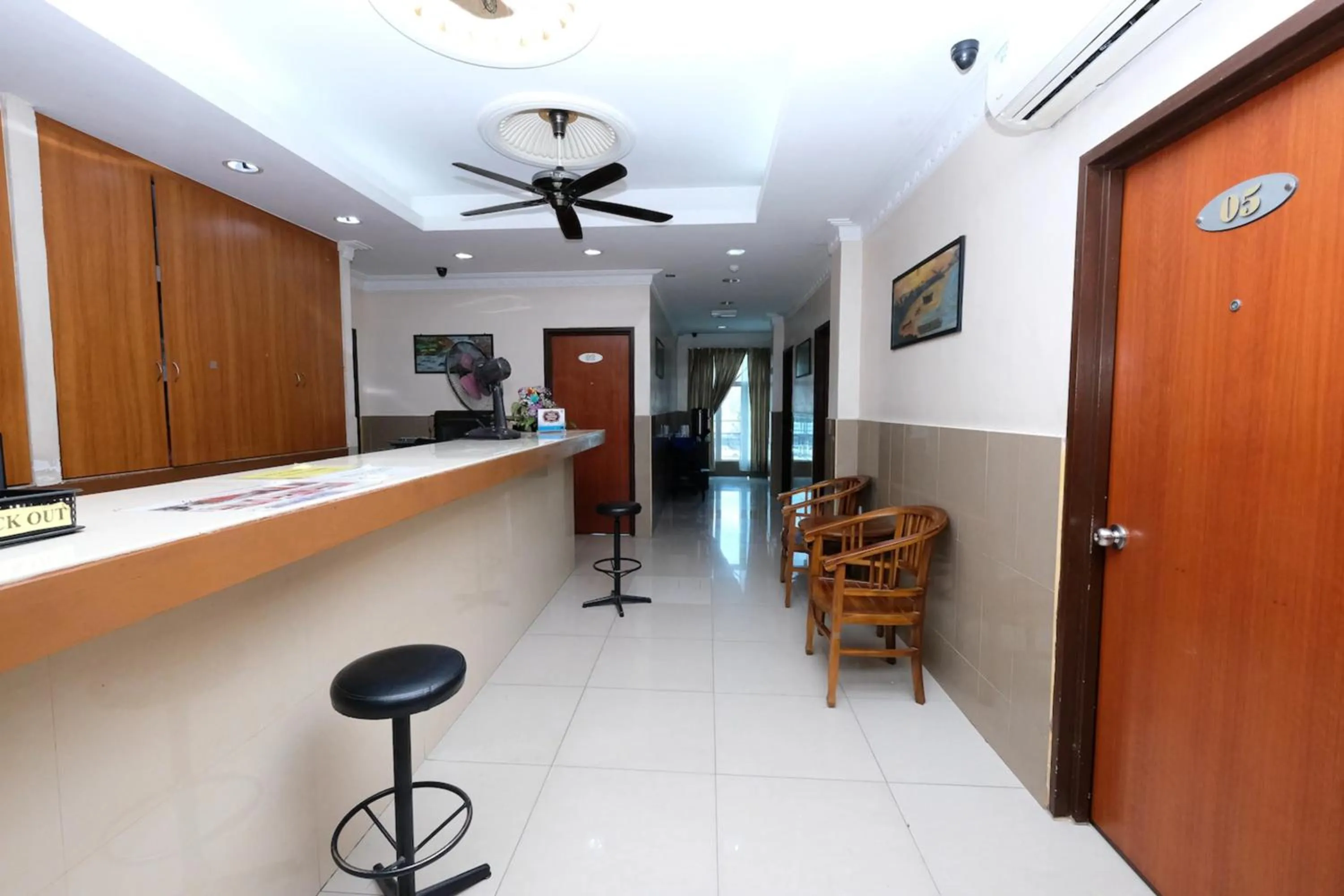 Lobby or reception in Hotel O Ayuni Hotel