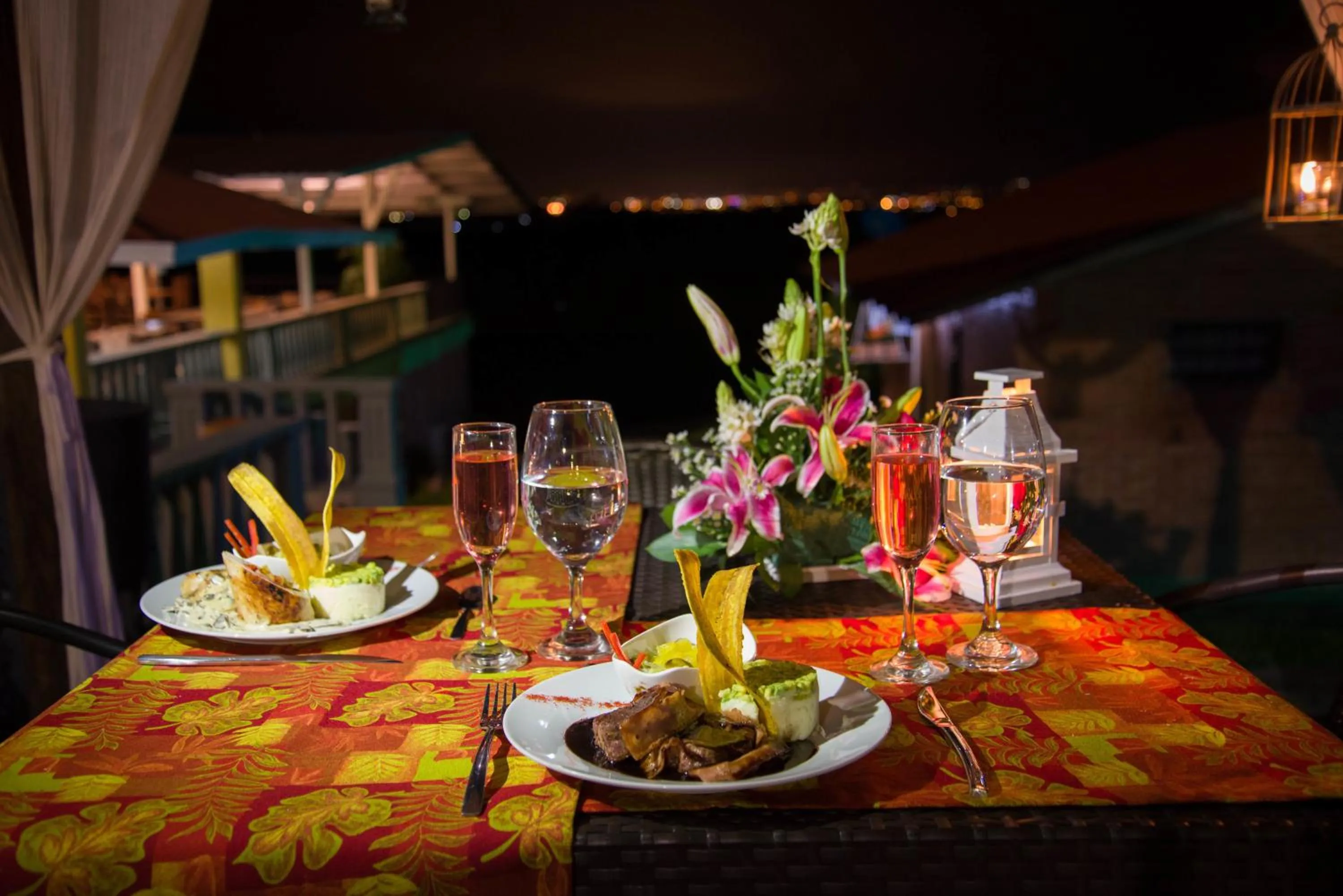 Facade/entrance in Hotel San Antonio del Cerro