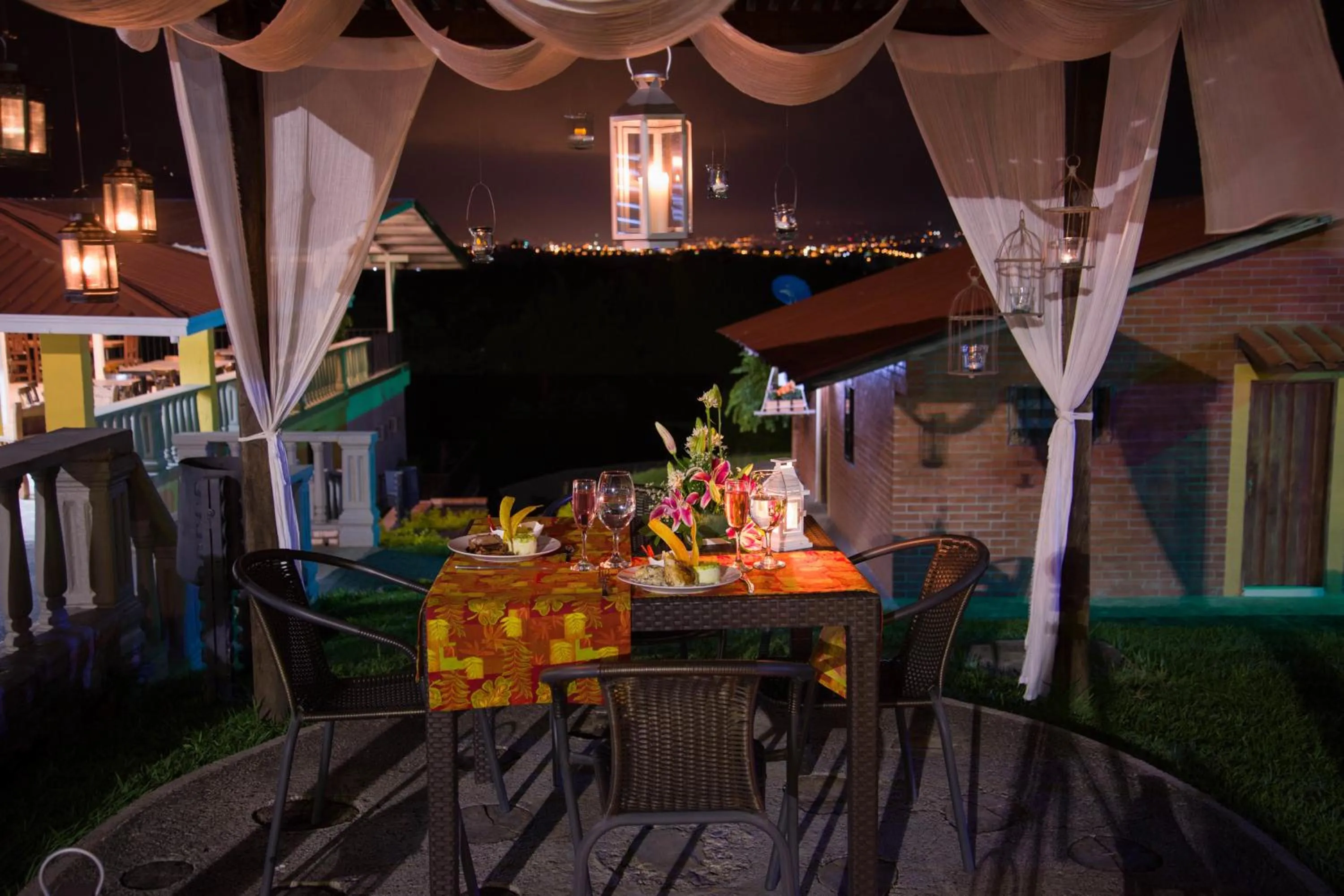 Facade/entrance in Hotel San Antonio del Cerro