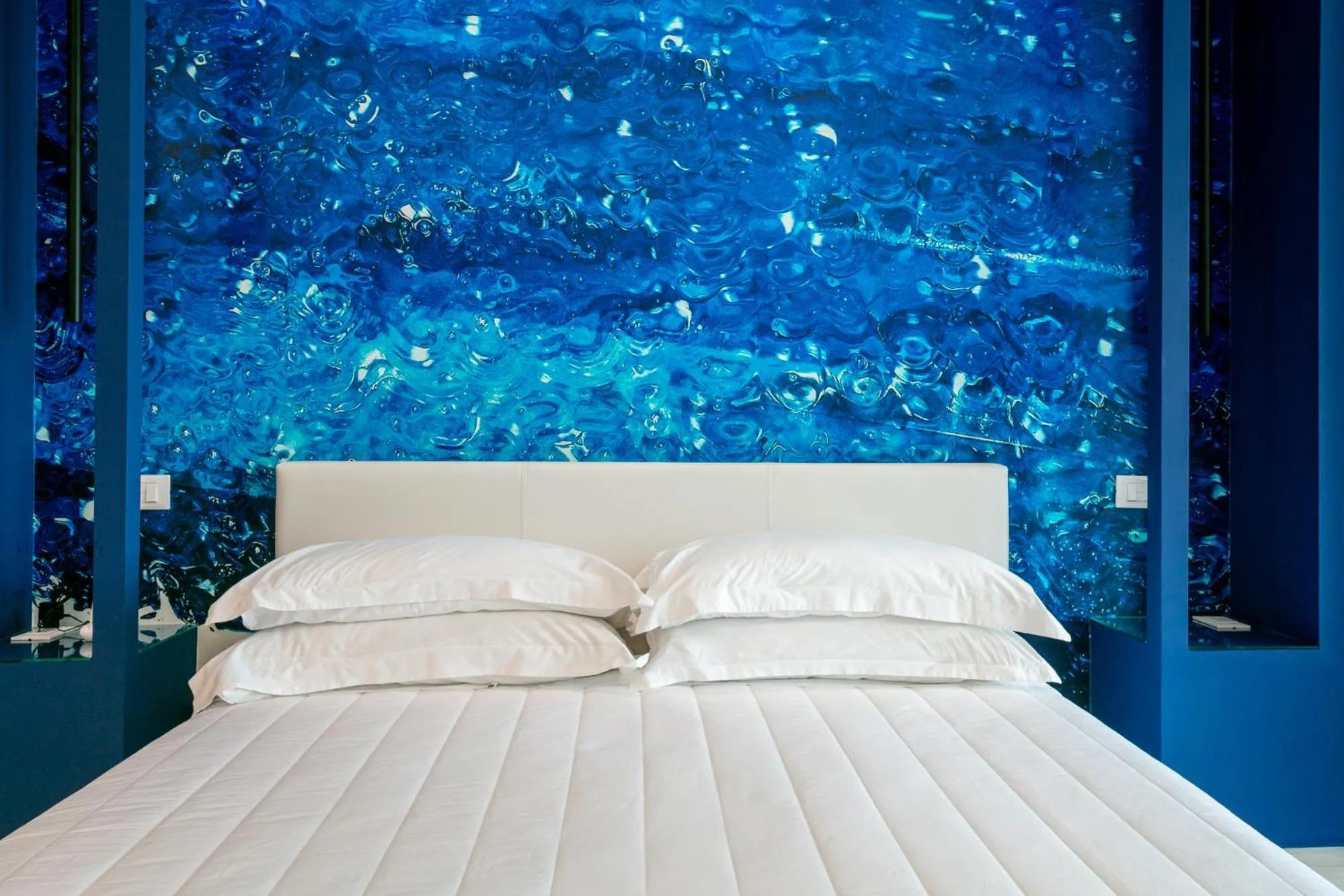 Bed in Manzoni Elements