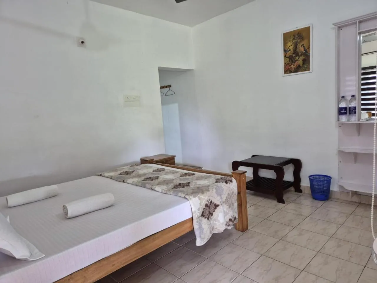 Bed in Sherly Cottages