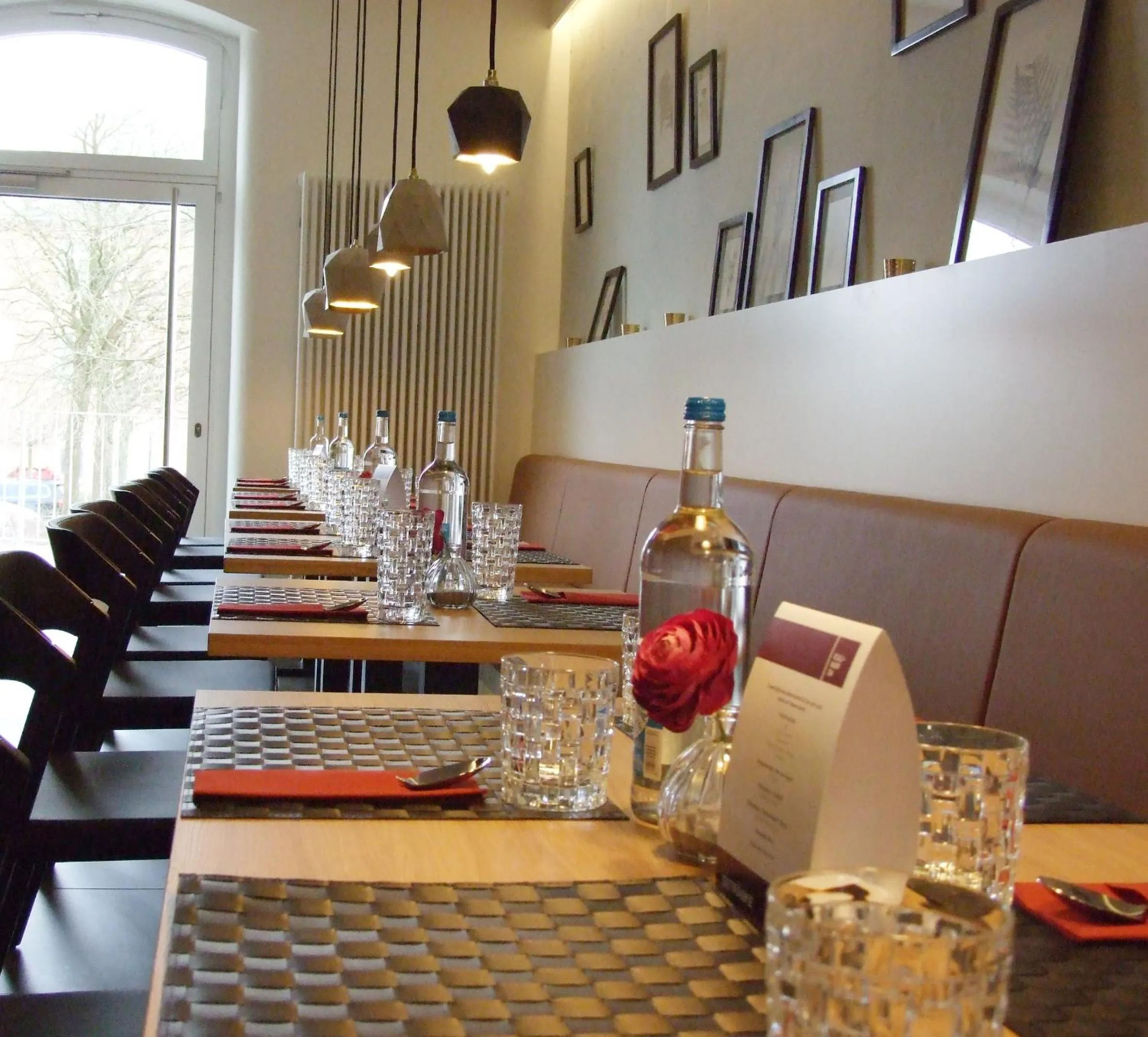 Restaurant/places to eat in Quartier36