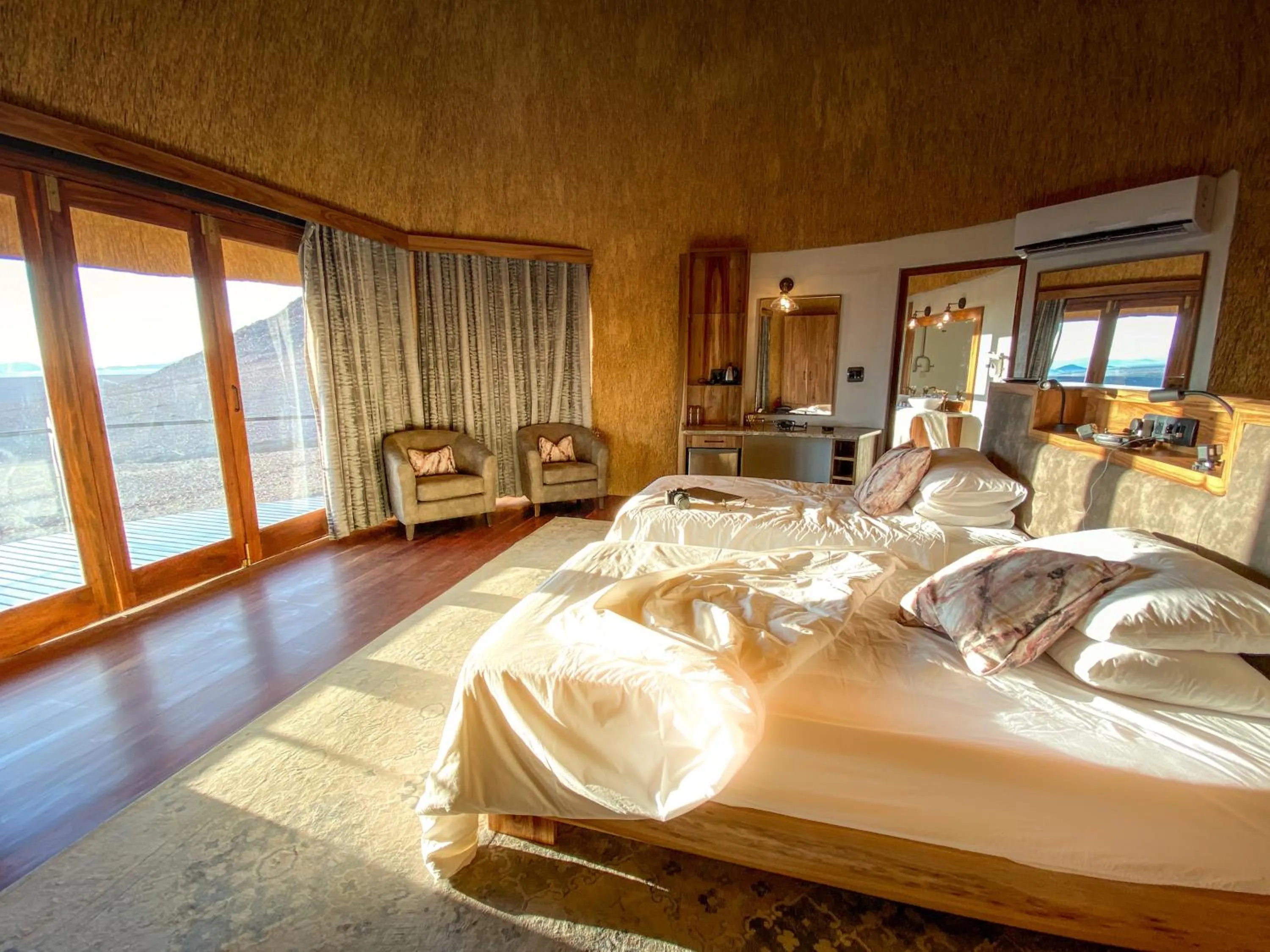 Bed in Desert Hills Lodge