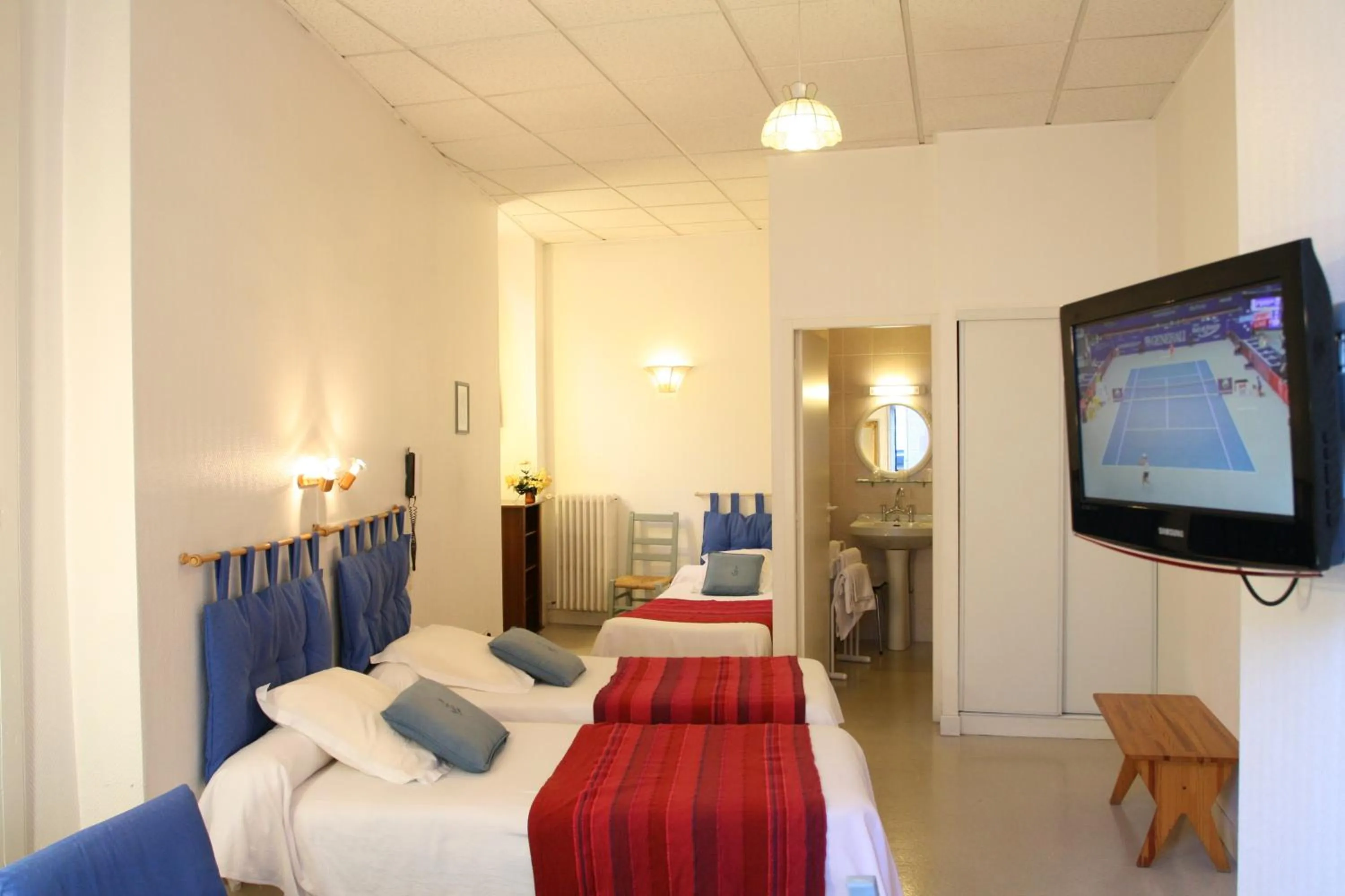 Bed in Hotel Christian